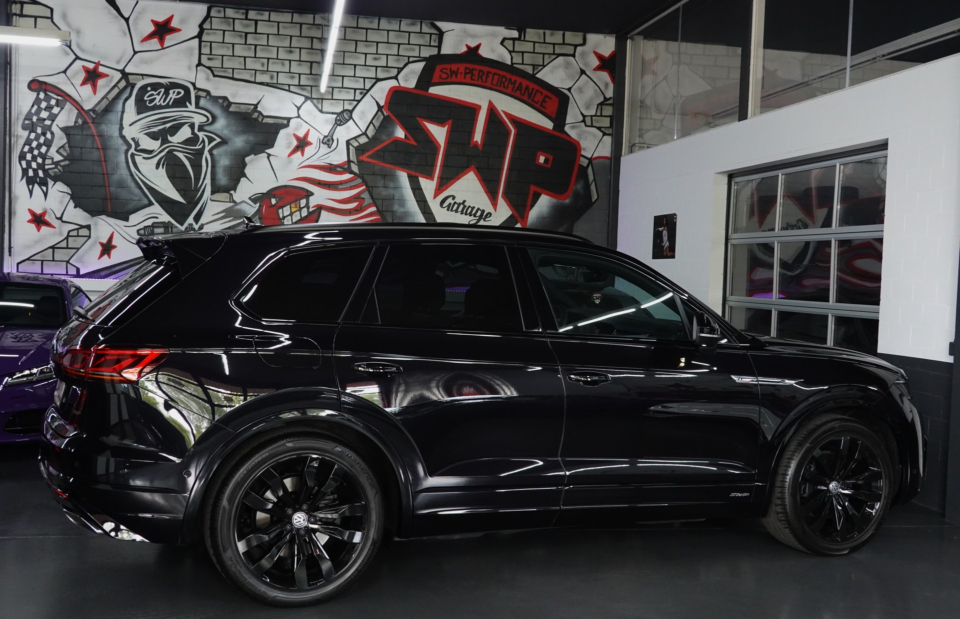 VW TOUAREG 3.0 TSI BLACK R-LINE TIPTRONIC CH-FZ ON TOP-image-22