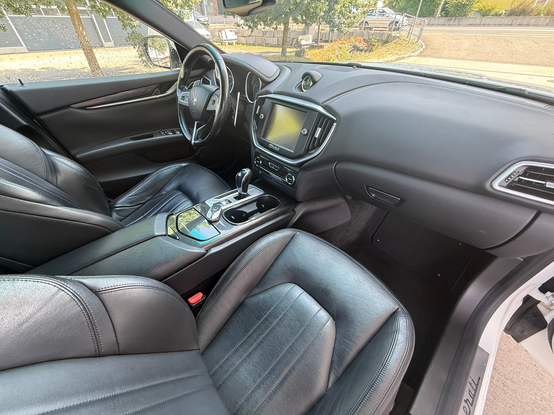 MASERATI Ghibli 3.0 V6 Automatica *TOP ZUSTAND*-image-11