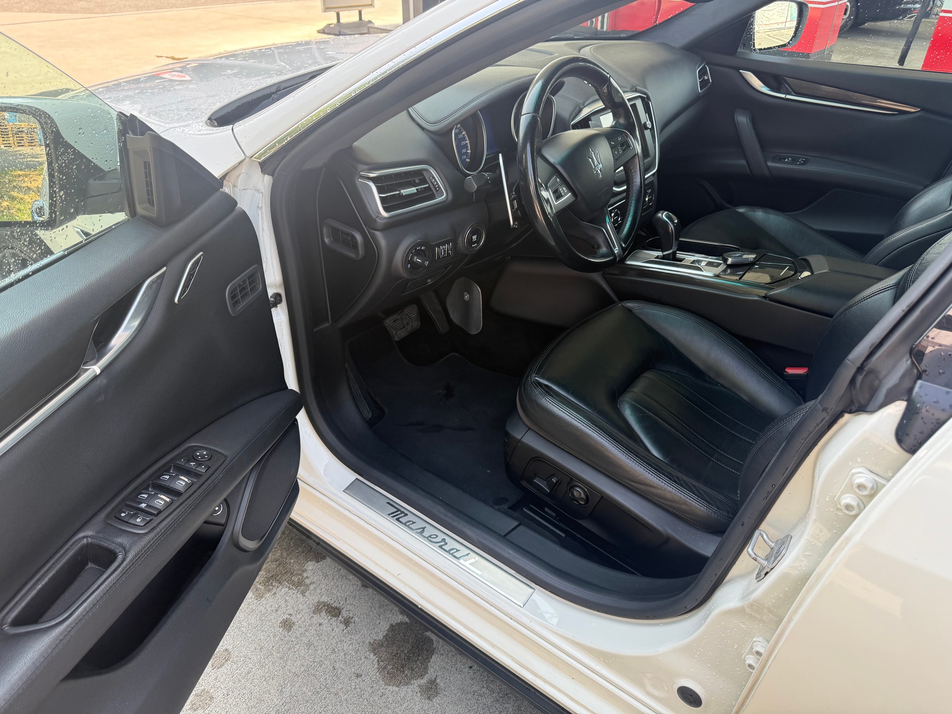 MASERATI Ghibli 3.0 V6 Automatica *TOP ZUSTAND*-image-12