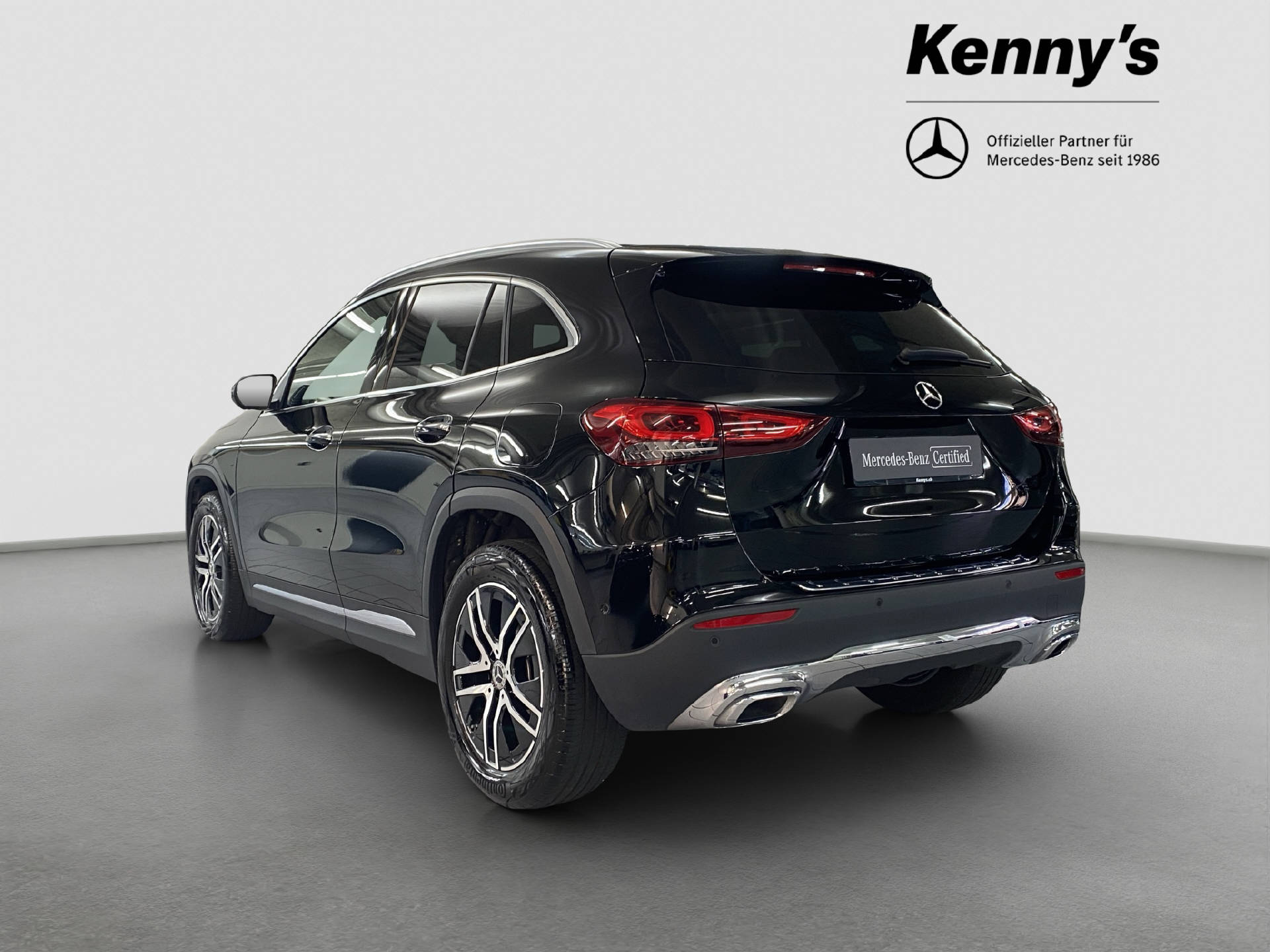 MERCEDES-BENZ GLA 200 Progressive 4MATIC-image-3