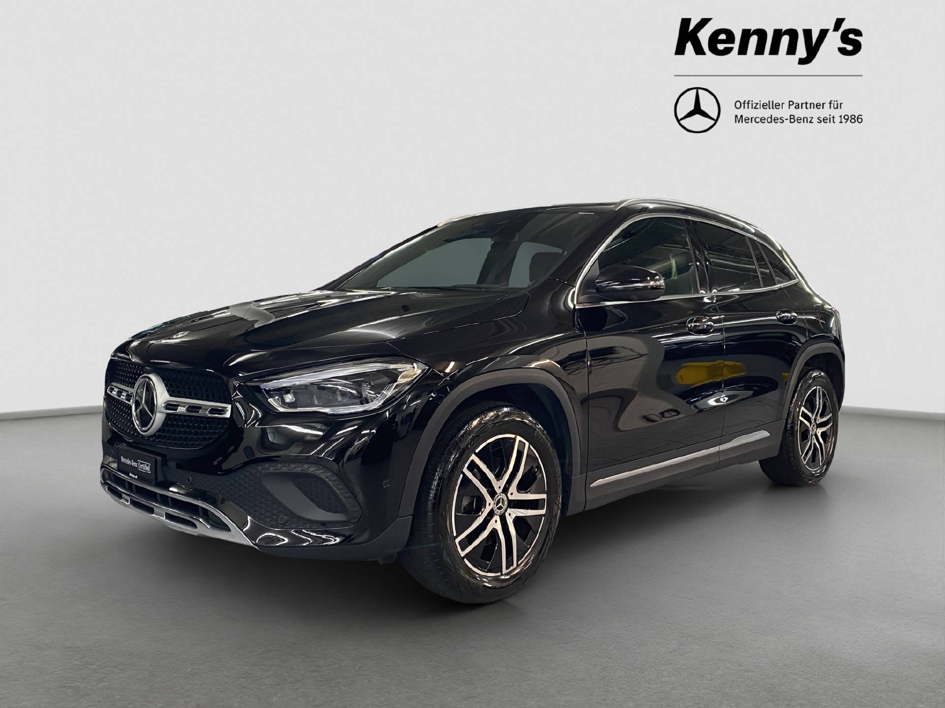 MERCEDES-BENZ GLA 200 Progressive 4MATIC-image-0