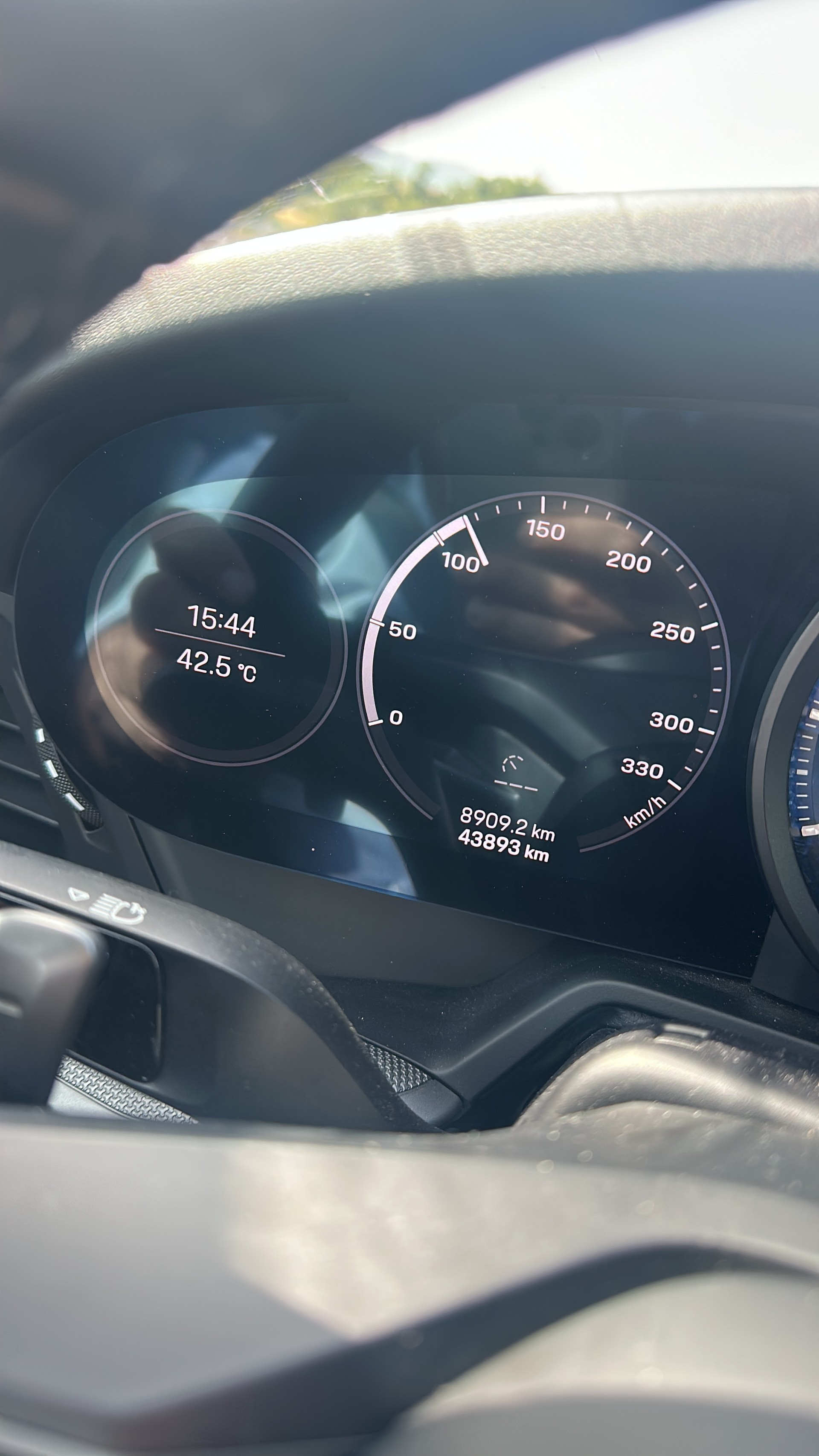 PORSCHE 992-image-4