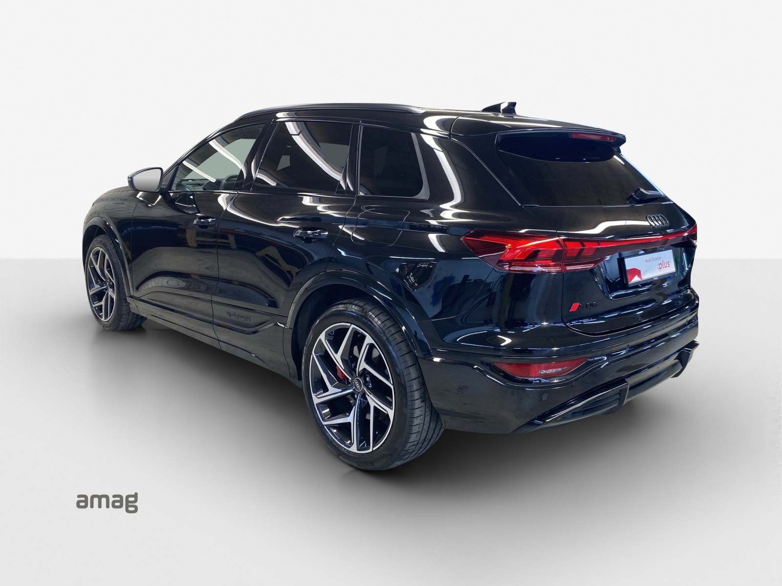 AUDI SQ6 e-tron quattro-image-2
