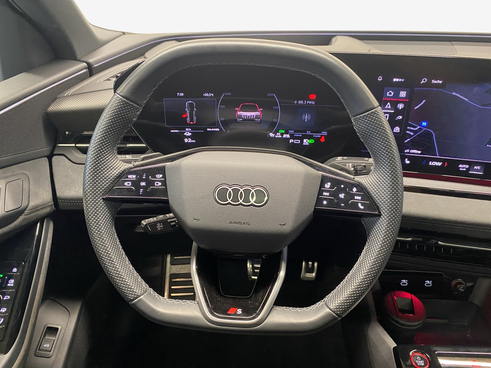 AUDI SQ6 e-tron quattro-image-10