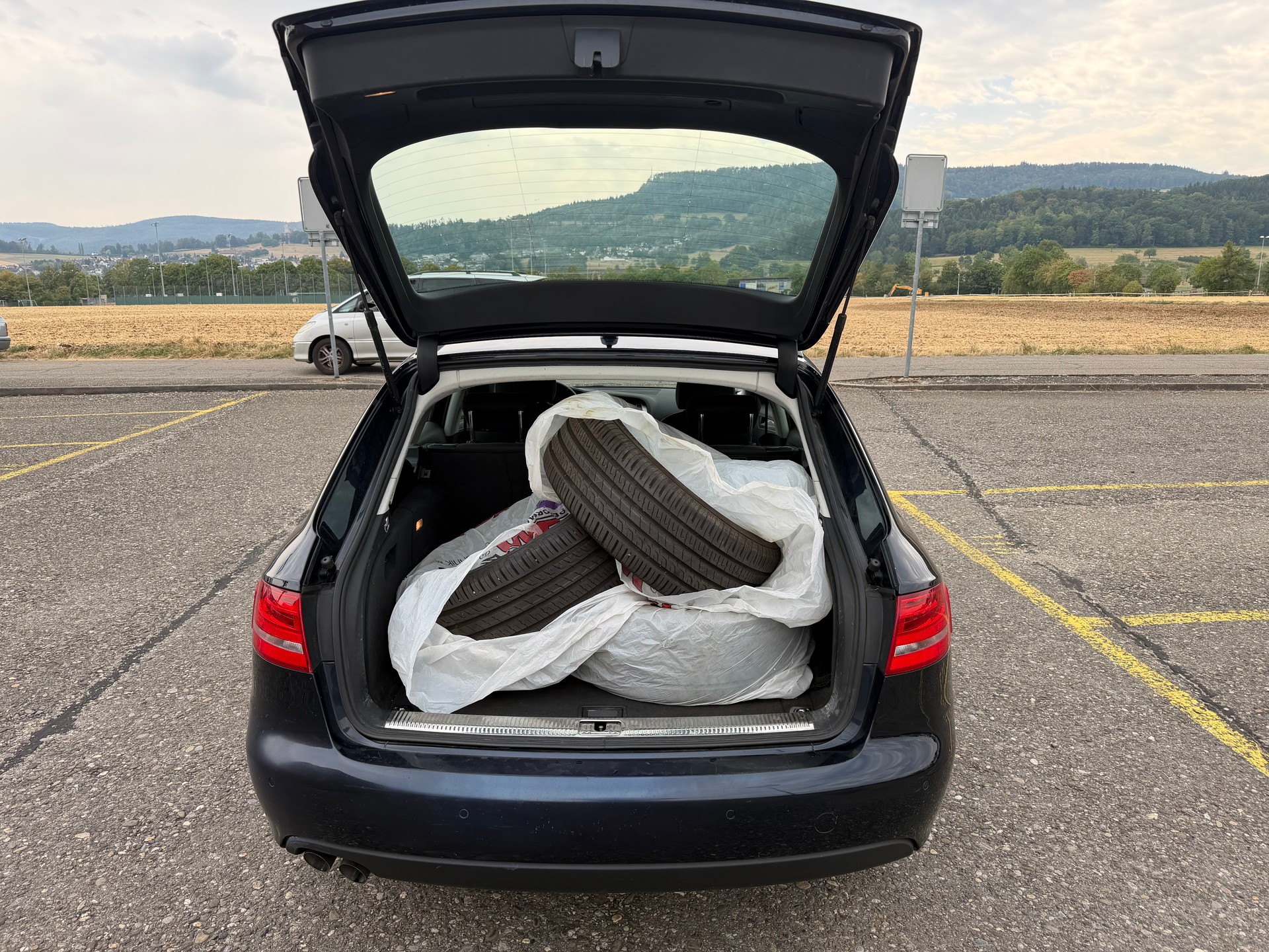 AUDI A4 Avant 2.0 TDI multitronic-image-6