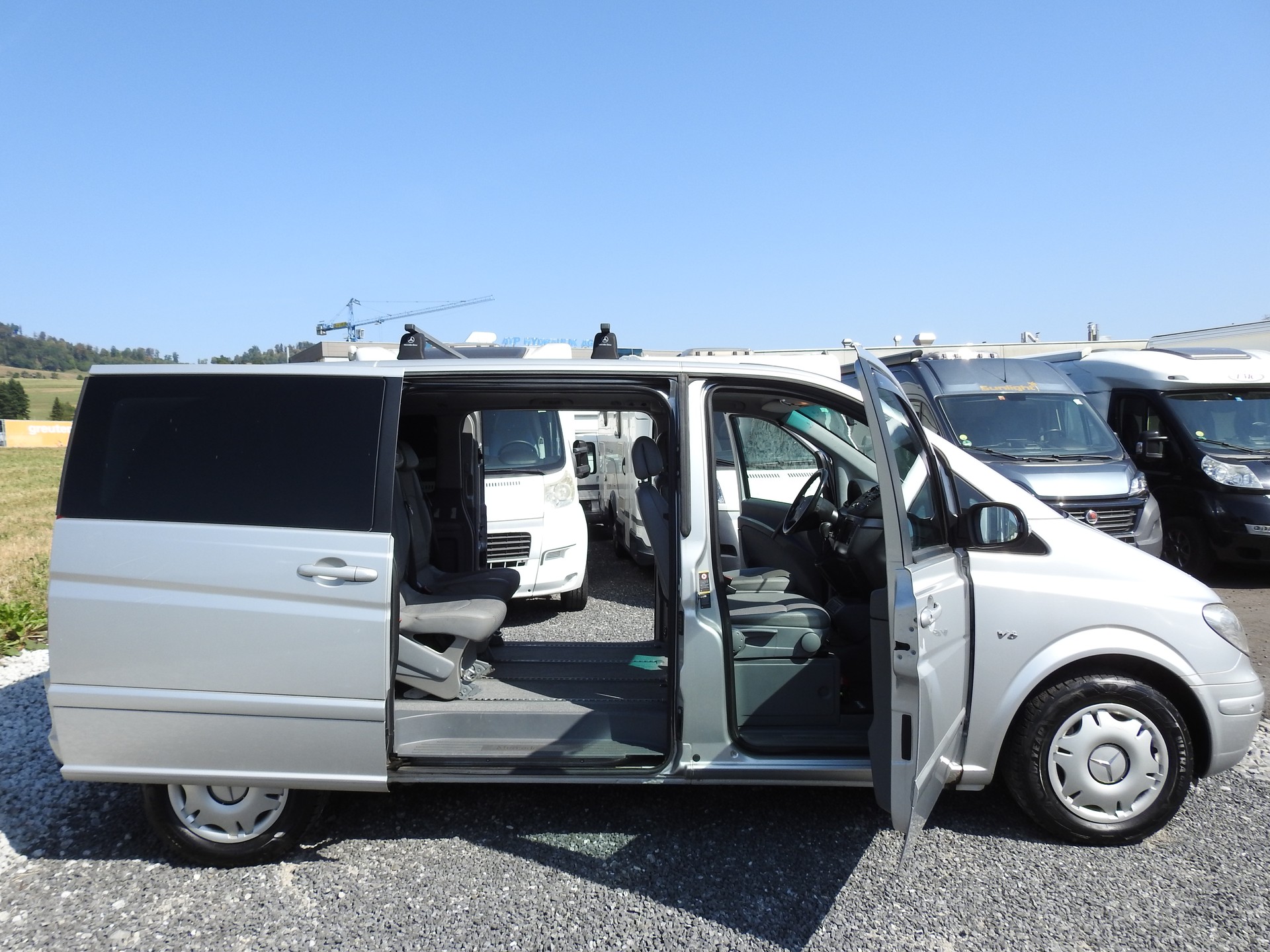 MERCEDES-BENZ Viano 3.0 CDI Trend Automat-image-19