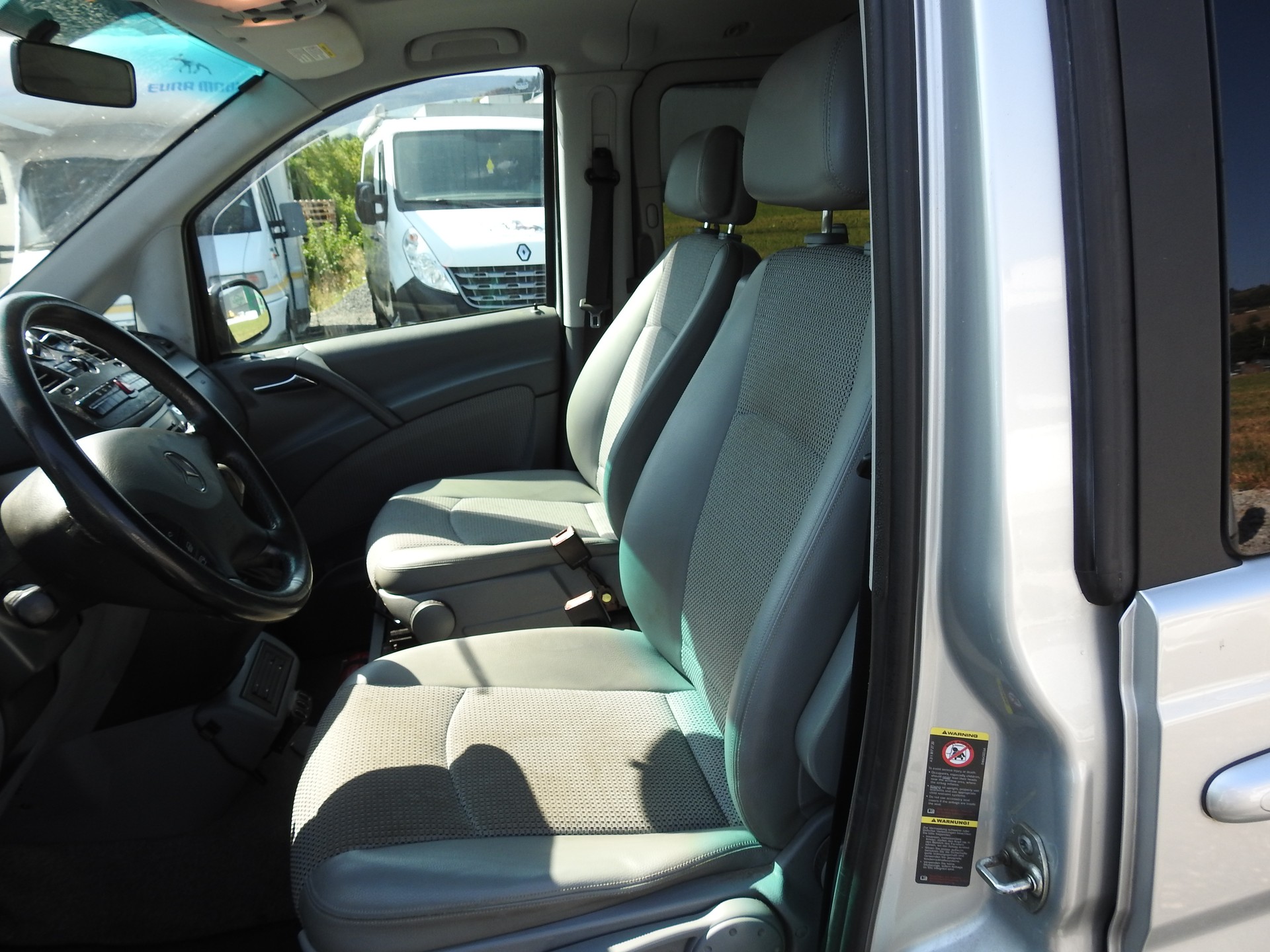 MERCEDES-BENZ Viano 3.0 CDI Trend Automat-image-12