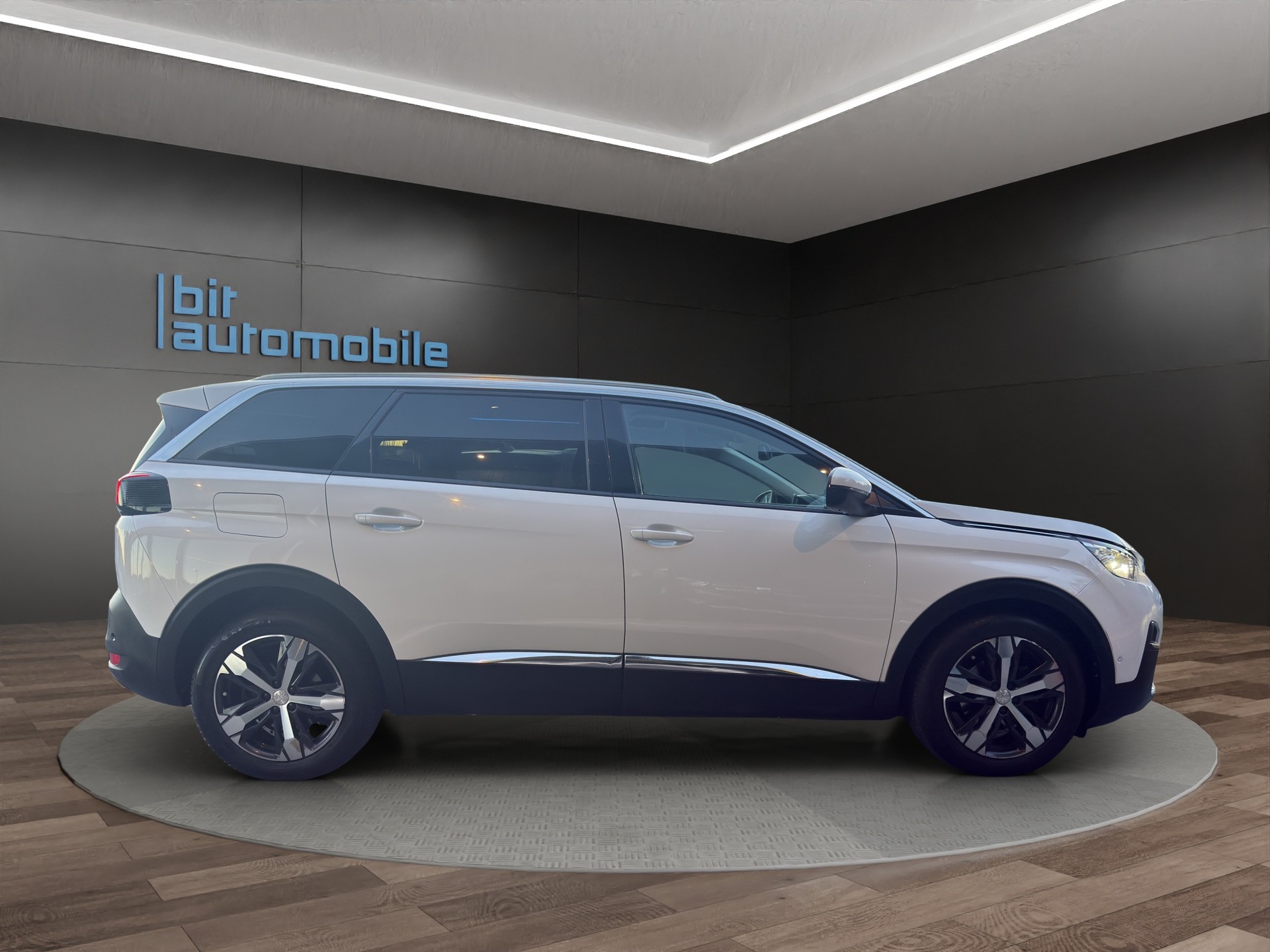 PEUGEOT 5008 1.6 BlueHDi Business Line 7Plätzer-image-7