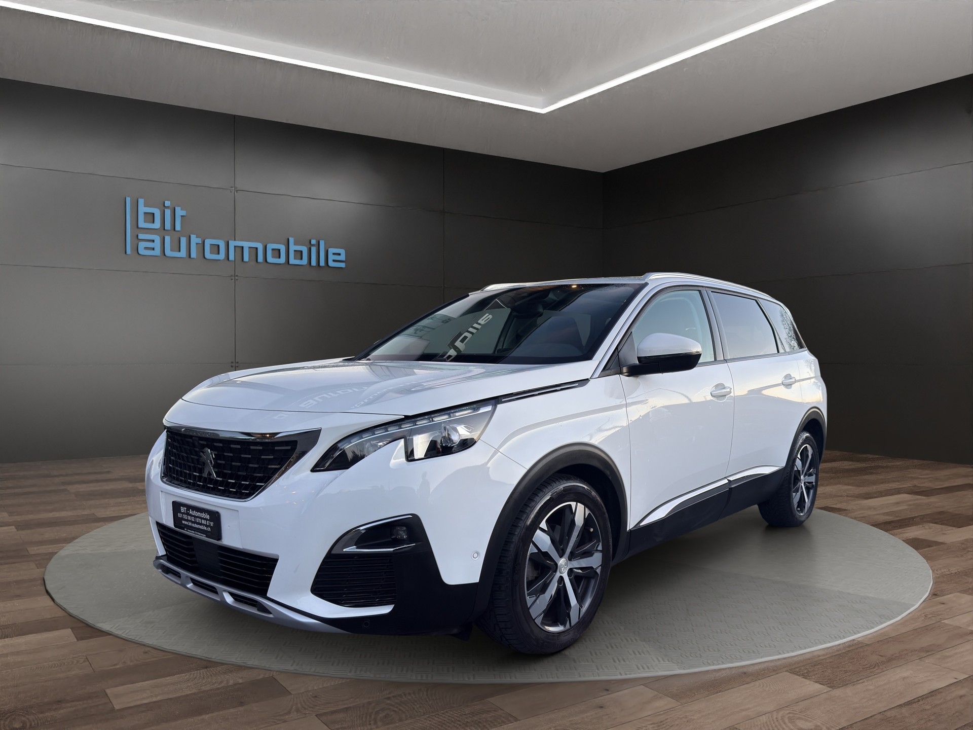 PEUGEOT 5008 1.6 BlueHDi Business Line 7Plätzer-image-0
