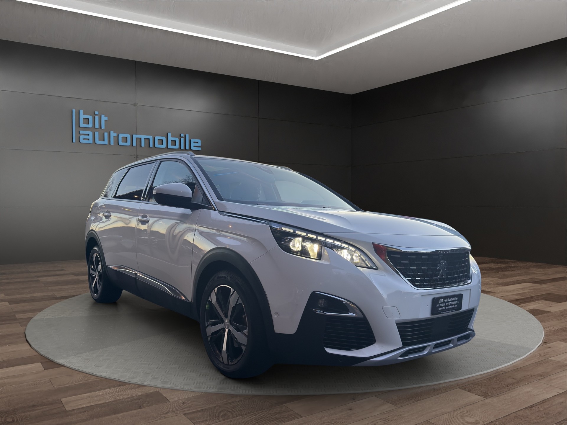 PEUGEOT 5008 1.6 BlueHDi Business Line 7Plätzer-image-8