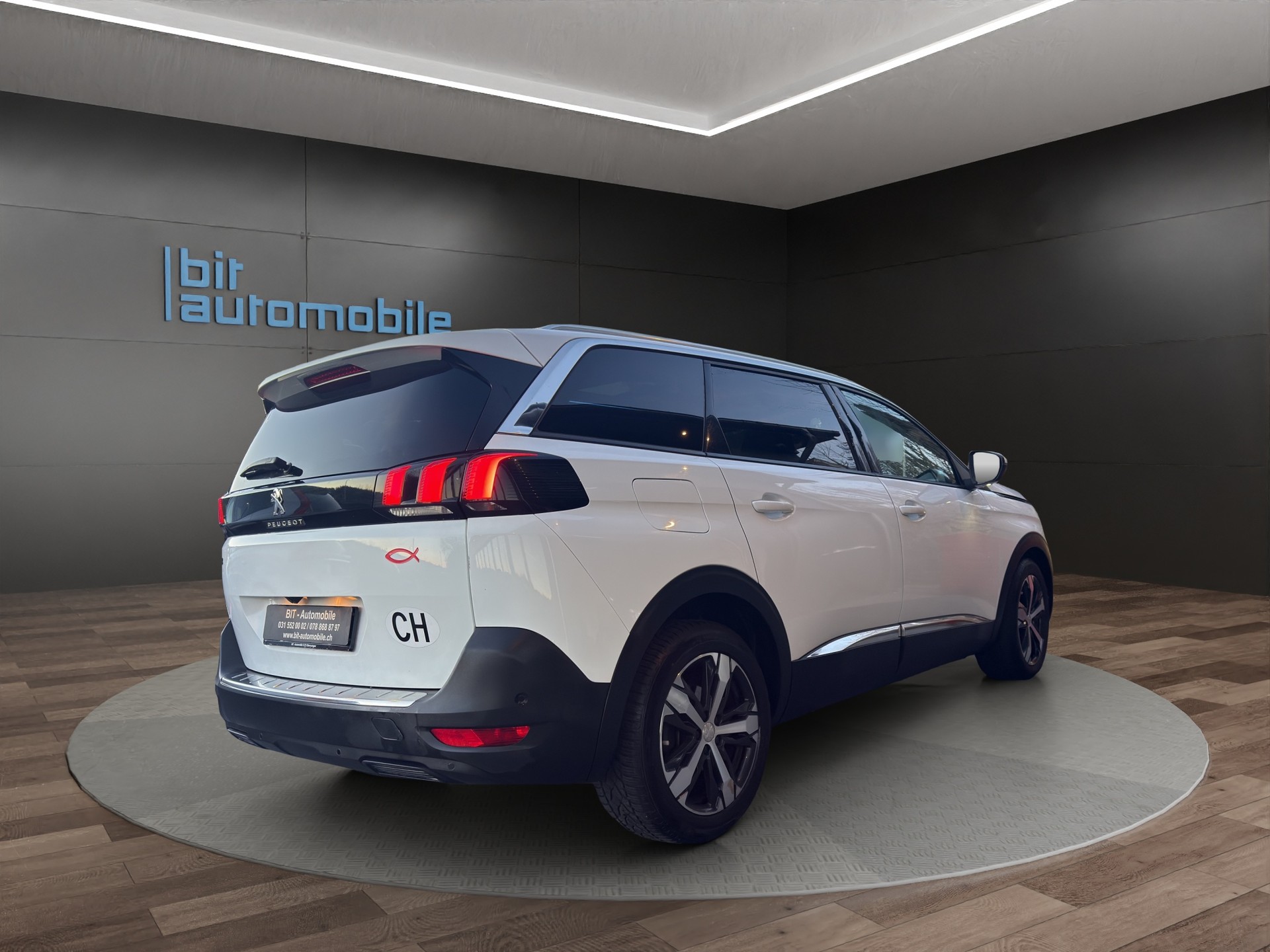PEUGEOT 5008 1.6 BlueHDi Business Line 7Plätzer-image-6