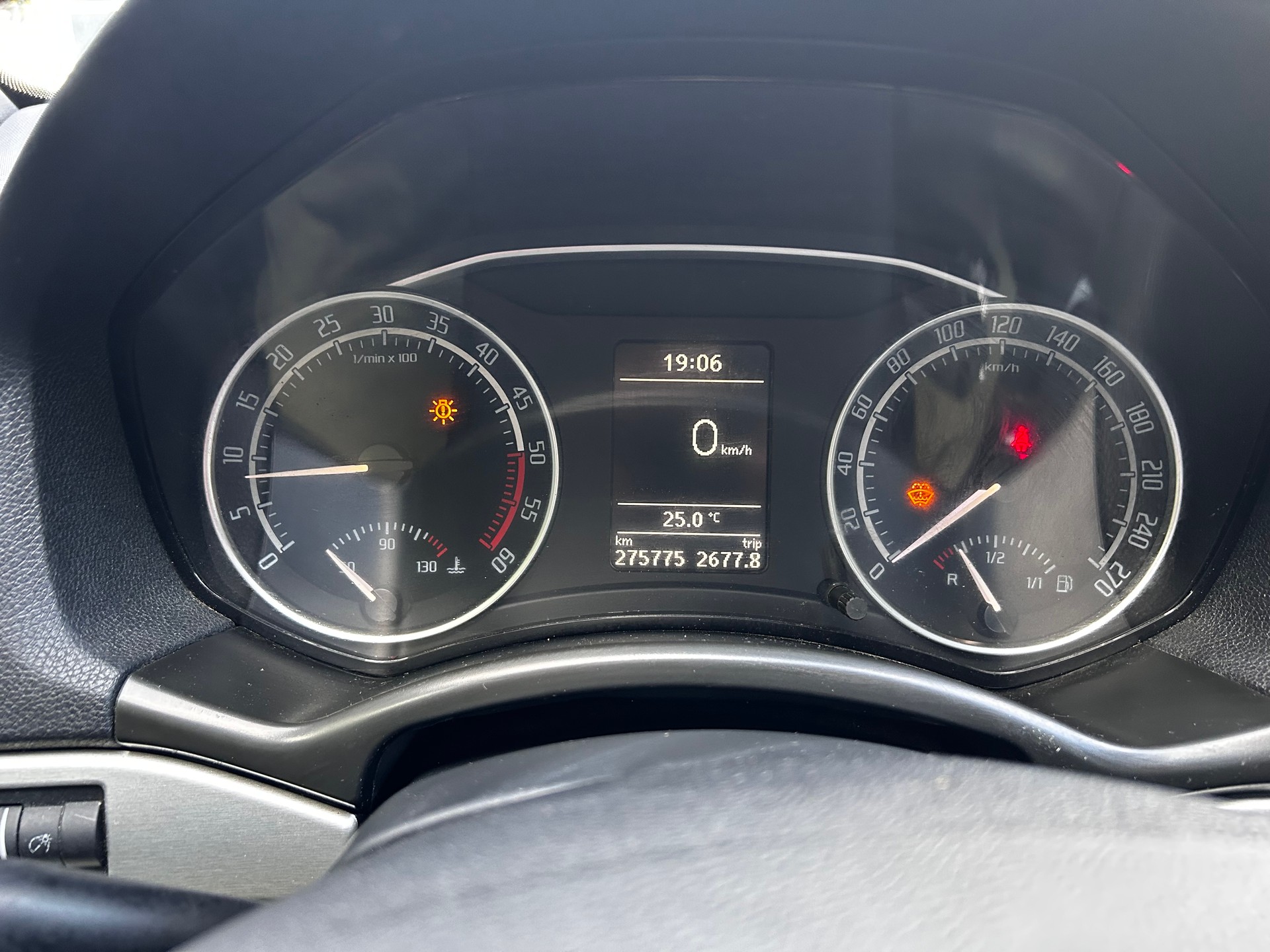 SKODA Octavia Combi 2.0 TDI RS-image-10