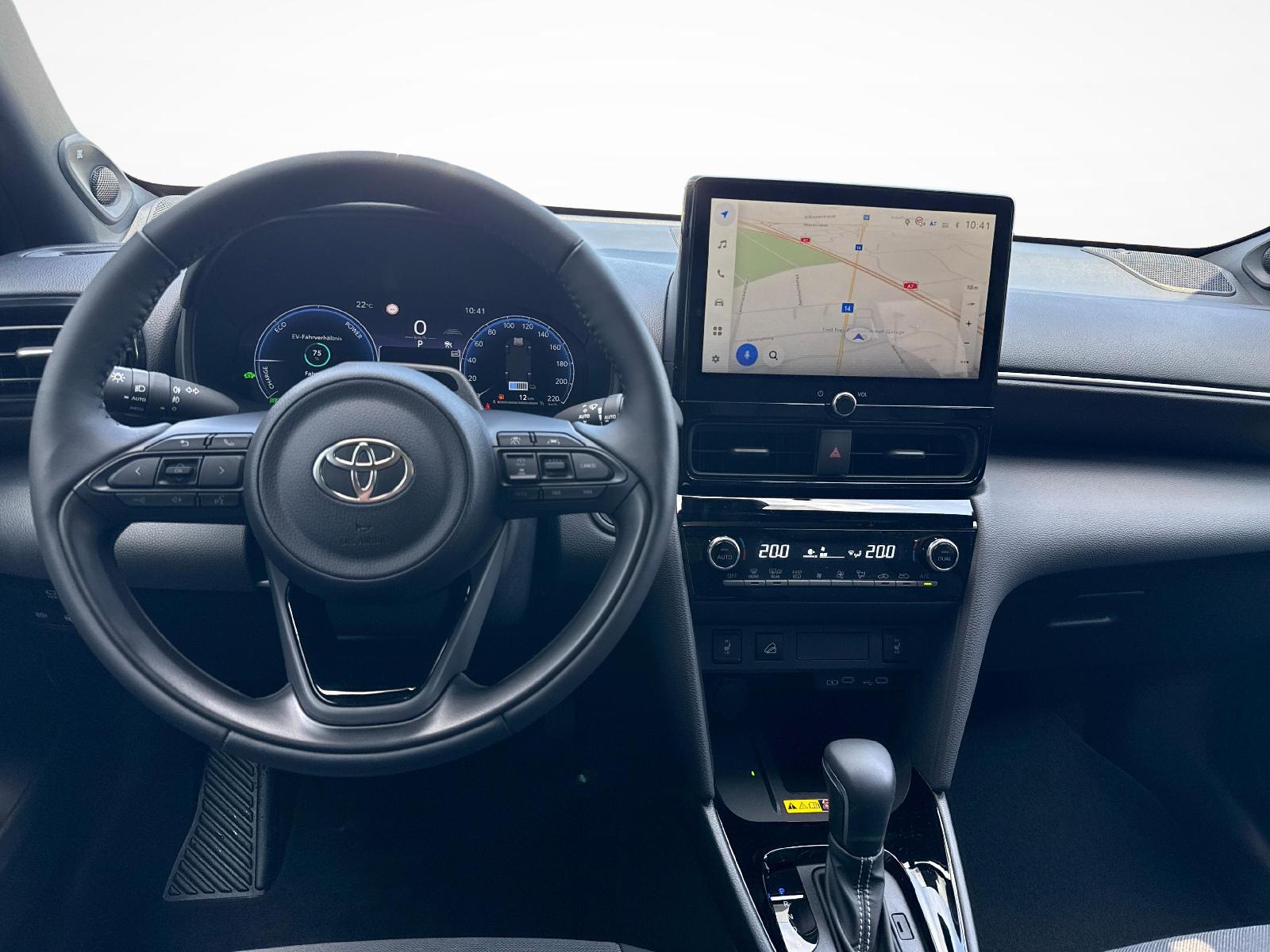 TOYOTA Yaris Cross 1.5 VVT-i HSD Premium AWD-i-image-8