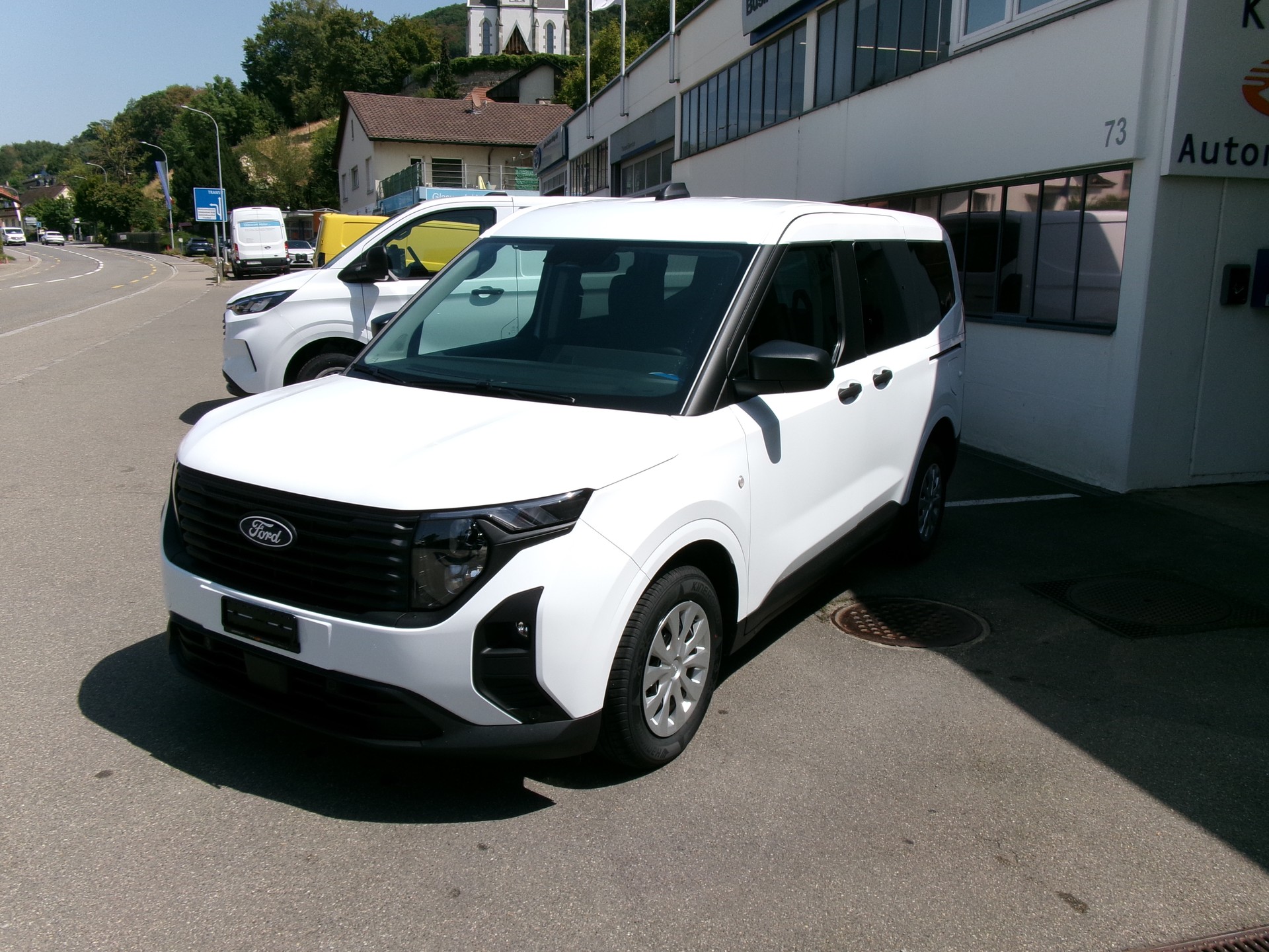 FORD Tourneo Courier 1.0 EcoBoost Trend Automat-image-1