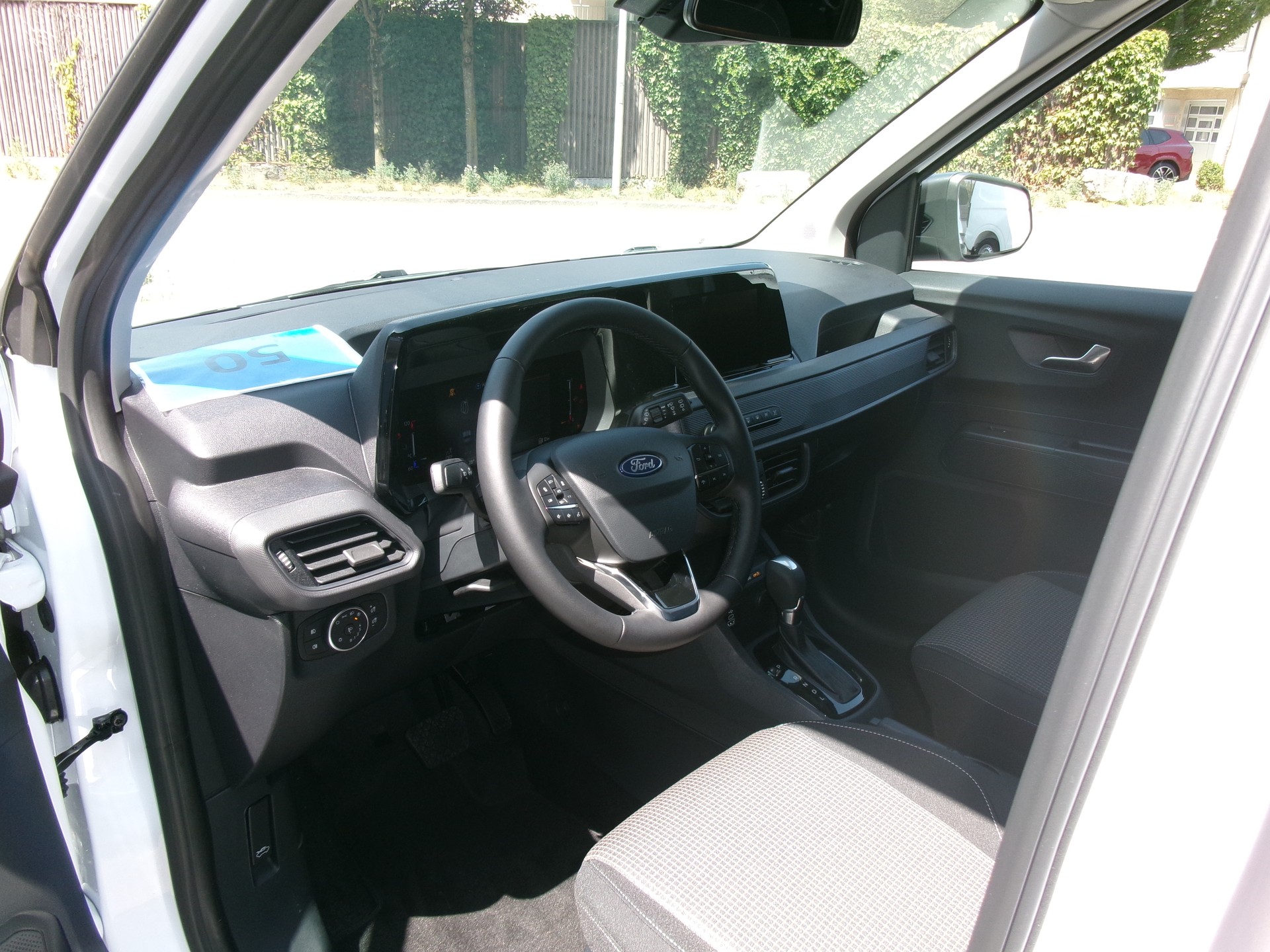 FORD Tourneo Courier 1.0 EcoBoost Trend Automat-image-6