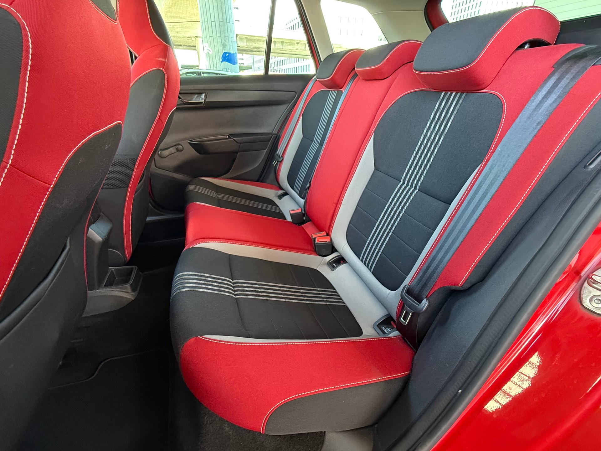 SKODA Fabia 1.2 TSI Monte Carlo DSG-image-13