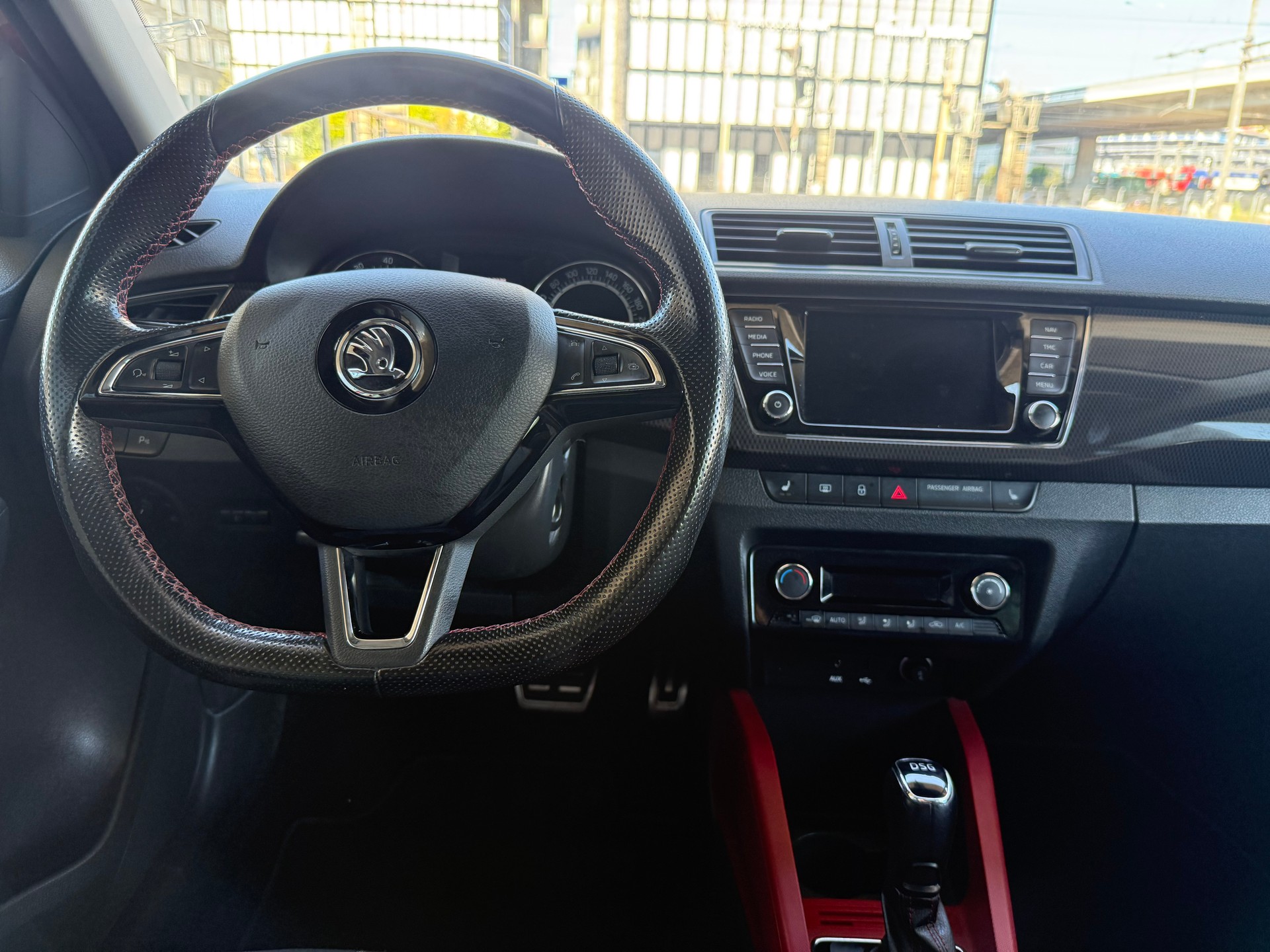 SKODA Fabia 1.2 TSI Monte Carlo DSG-image-10