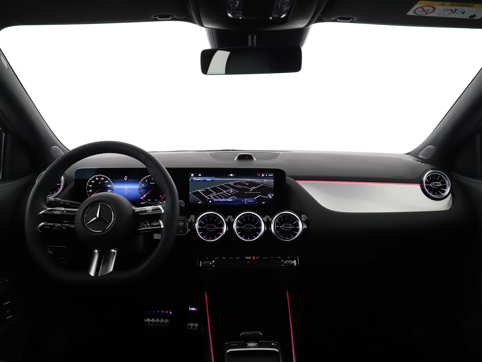 MERCEDES-BENZ GLA 200 Night Star 7G-D-image-12