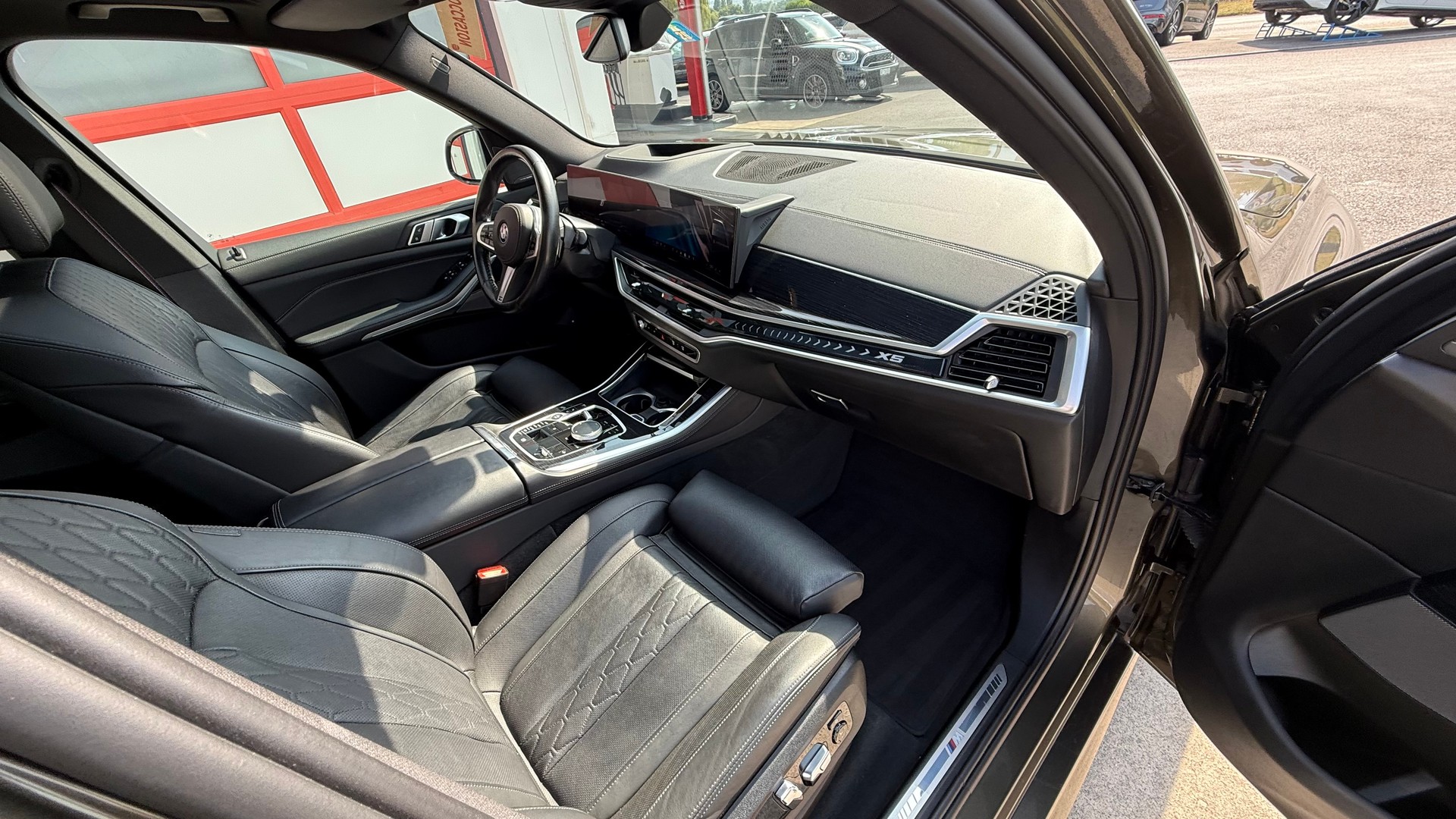 BMW X5 xDrive 50e M Sport Pro Steptronic-image-7