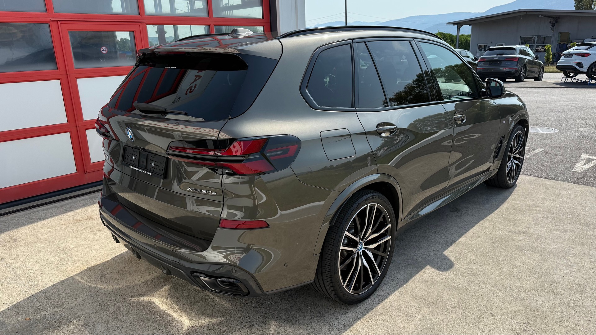 BMW X5 xDrive 50e M Sport Pro Steptronic-image-4