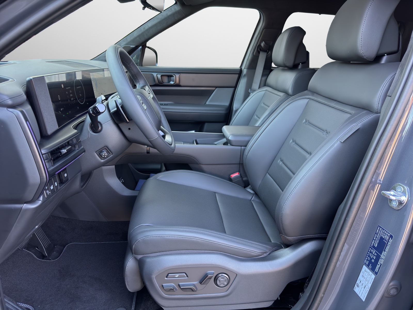 HYUNDAI Santa Fe 1.6 T-GDi HEV Calligraphy Swiss Edition-image-4