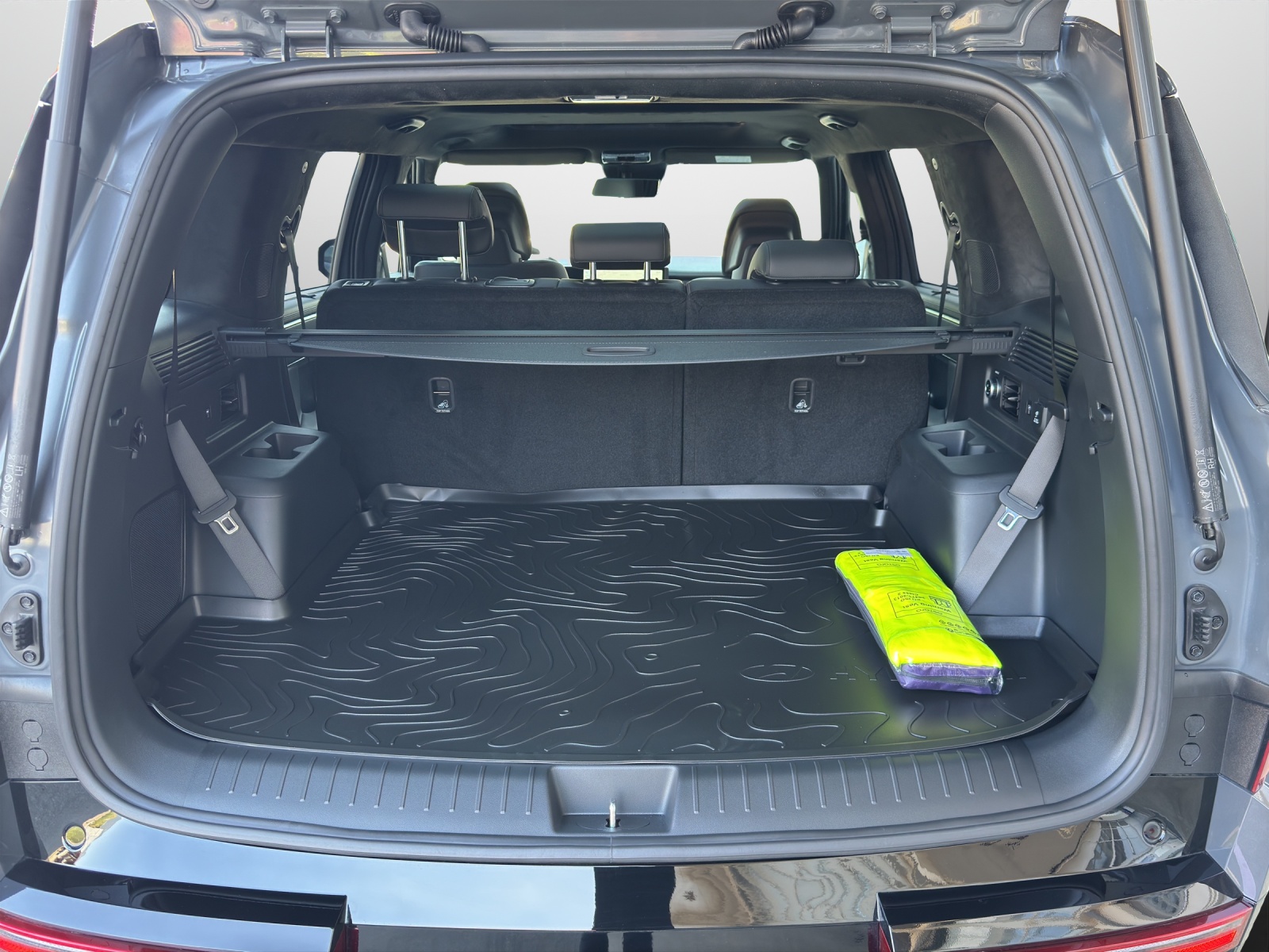 HYUNDAI Santa Fe 1.6 T-GDi HEV Calligraphy Swiss Edition-image-12