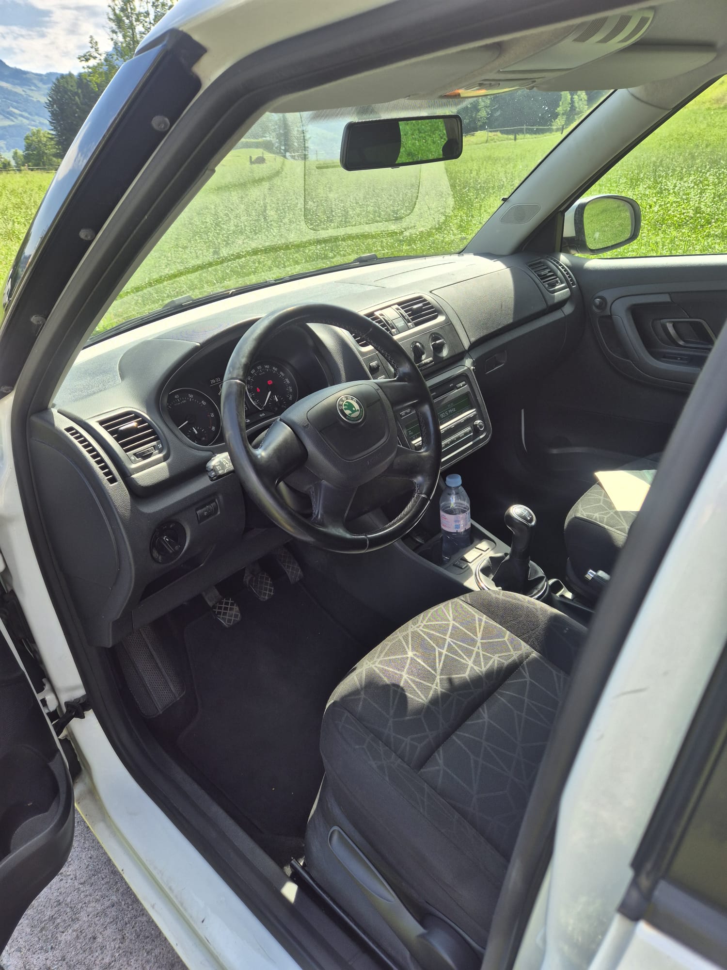 SKODA Fabia 1.2 TSI Family-image-8
