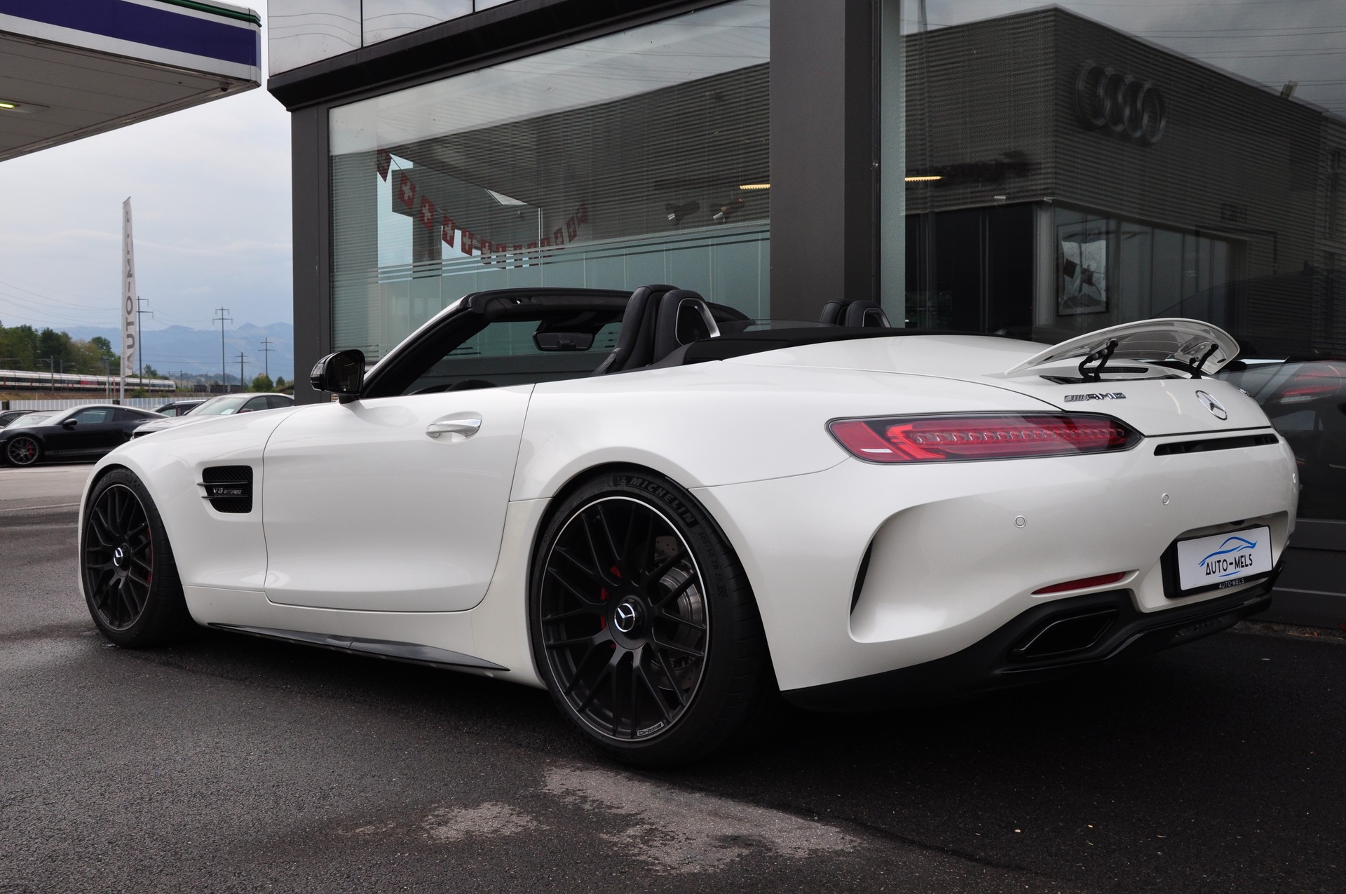 MERCEDES-BENZ AMG GT C Roadster Speedshift DCT-image-4