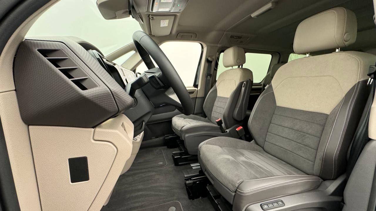 VW Multivan 1.5 eHybrid Style Lang DSG-image-4