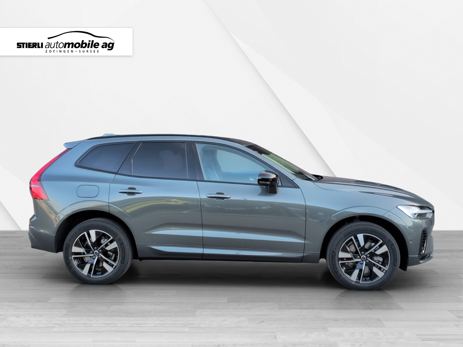 VOLVO XC60 2.0 T6 TE Plus Dark eAWD-image-3