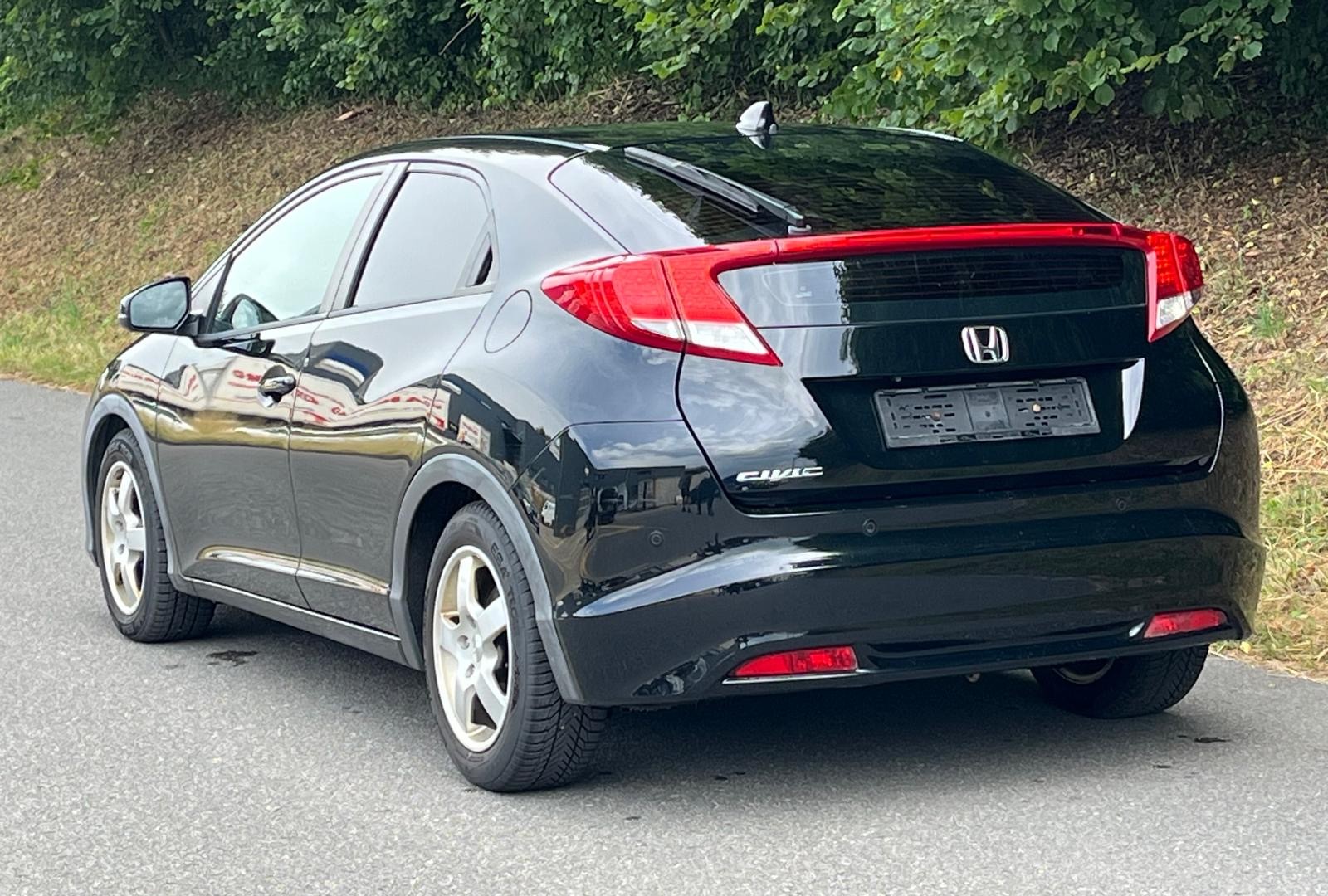 HONDA Civic 1.8i Comfort-image-3
