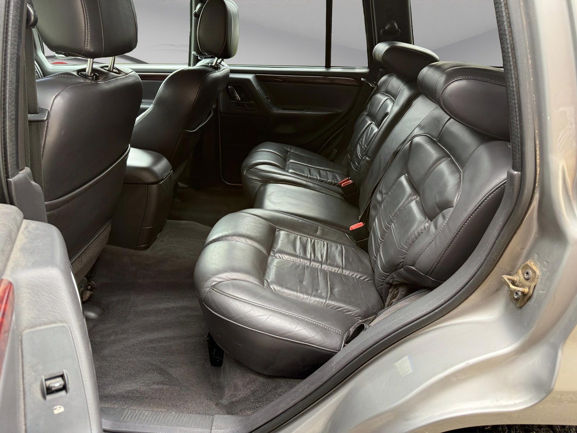 JEEP Grand Cherokee 4.7 Limited Automatic-image-12