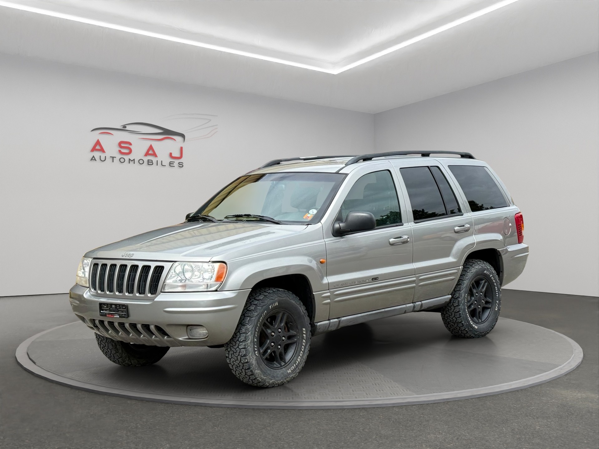 JEEP Grand Cherokee 4.7 Limited Automatic-image-0