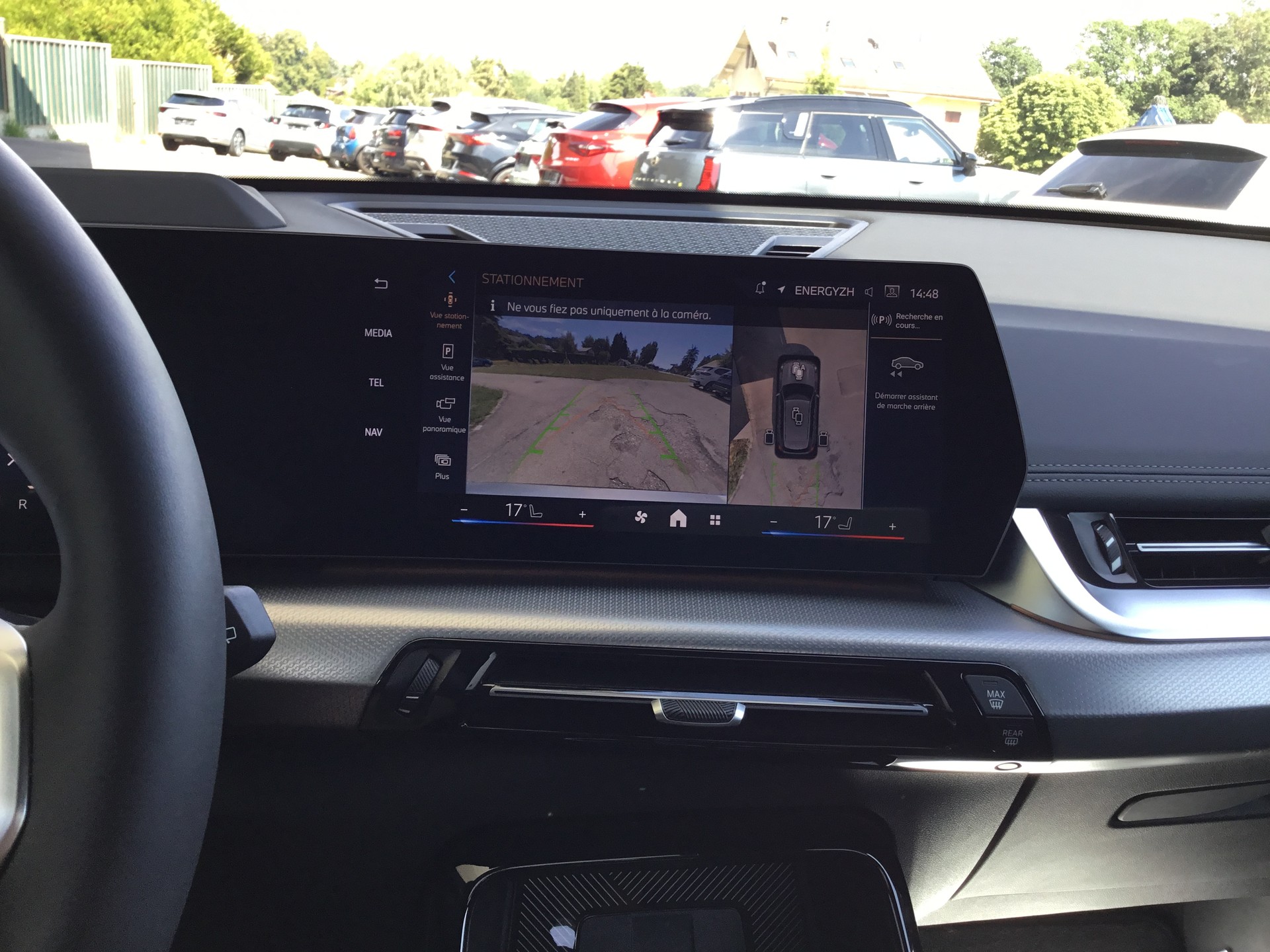 BMW iX1 xDrive 30 M Sport-image-10