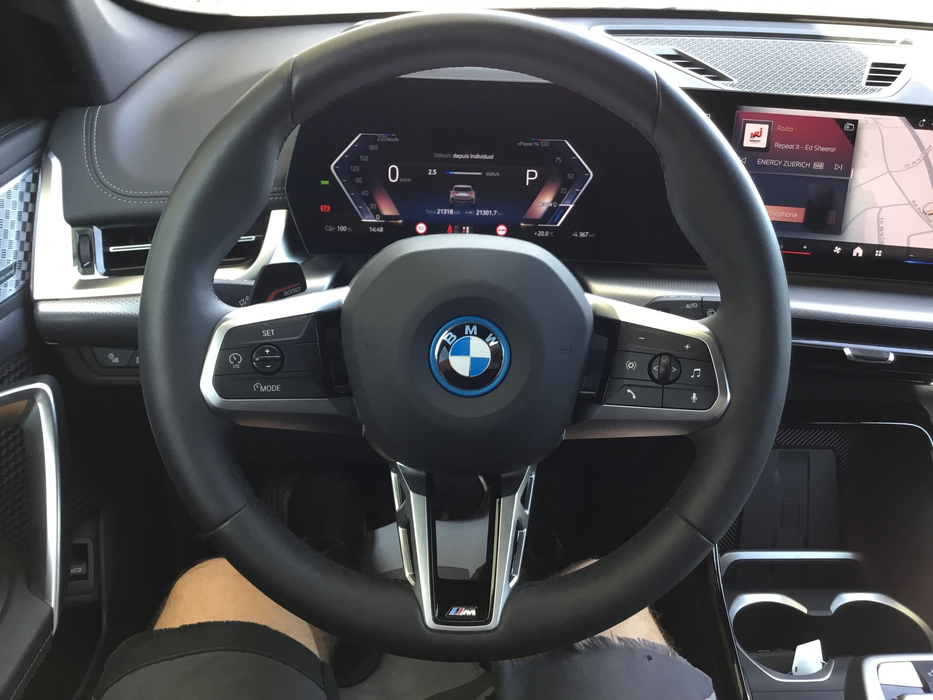 BMW iX1 xDrive 30 M Sport-image-8
