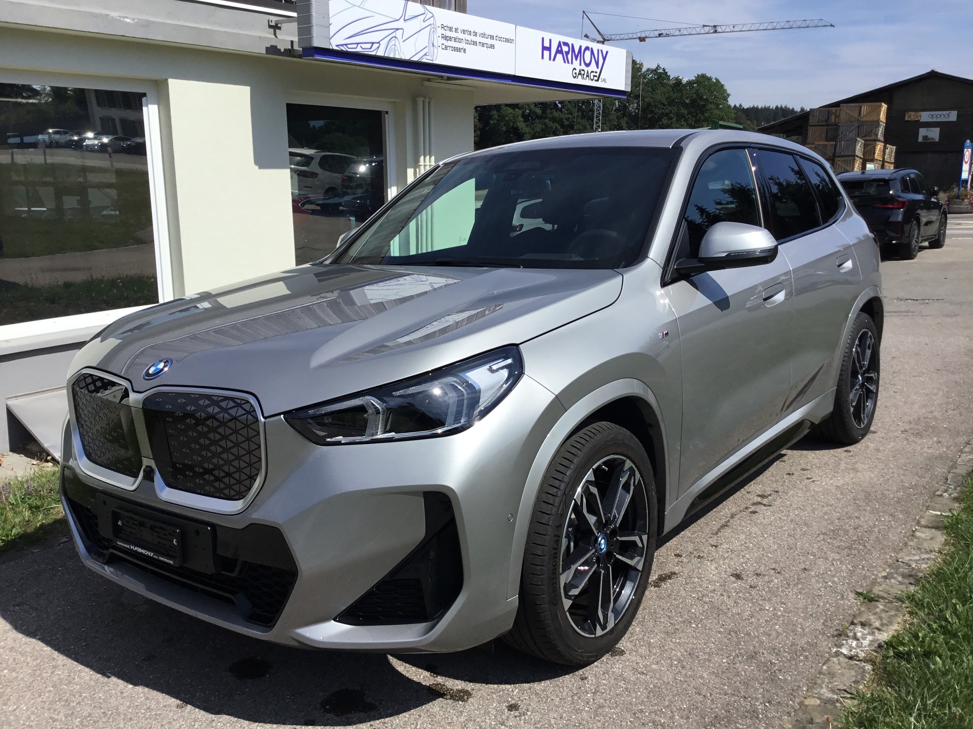 BMW iX1 xDrive 30 M Sport-image-0