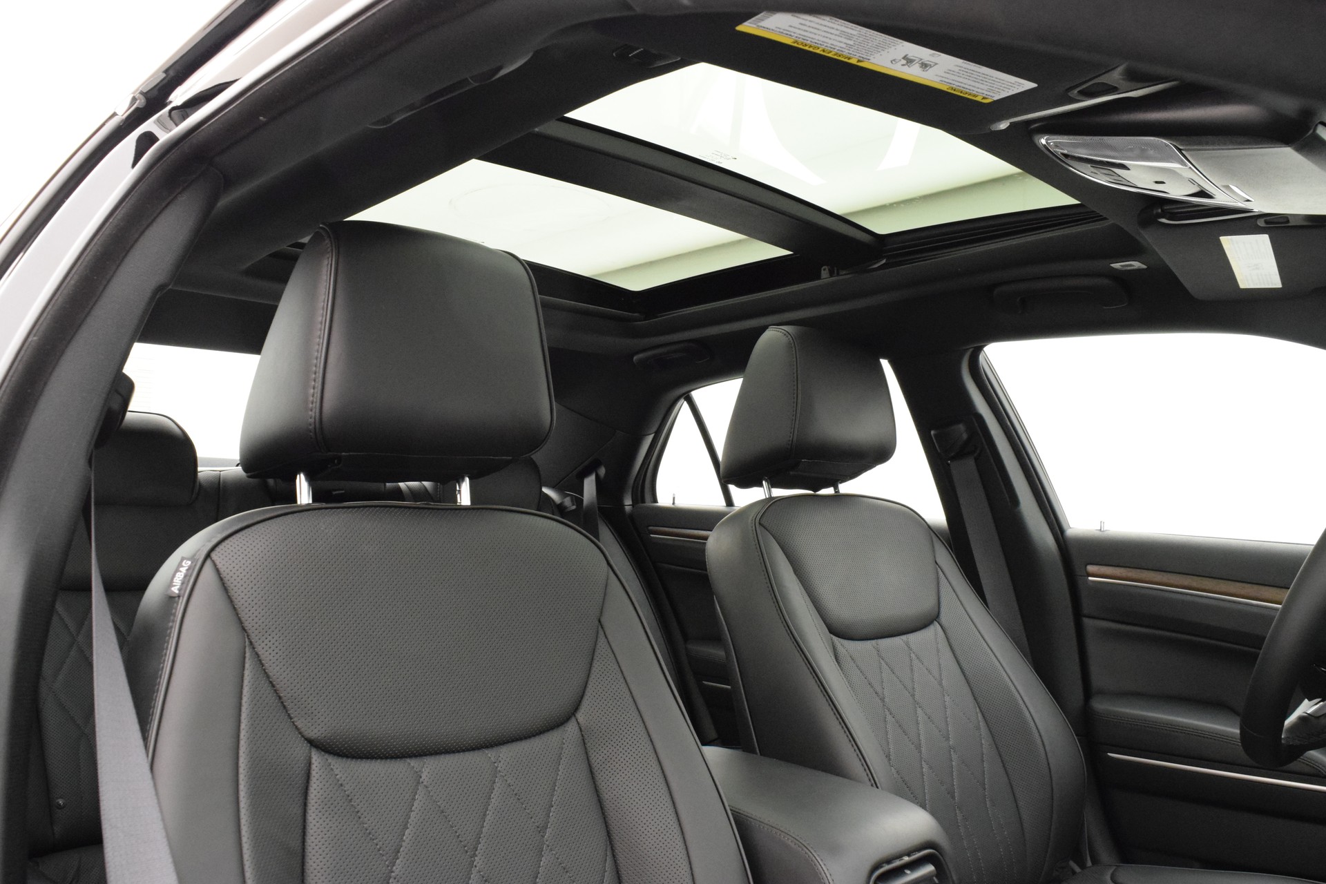 CHRYSLER 300C 5.7 V8-image-13