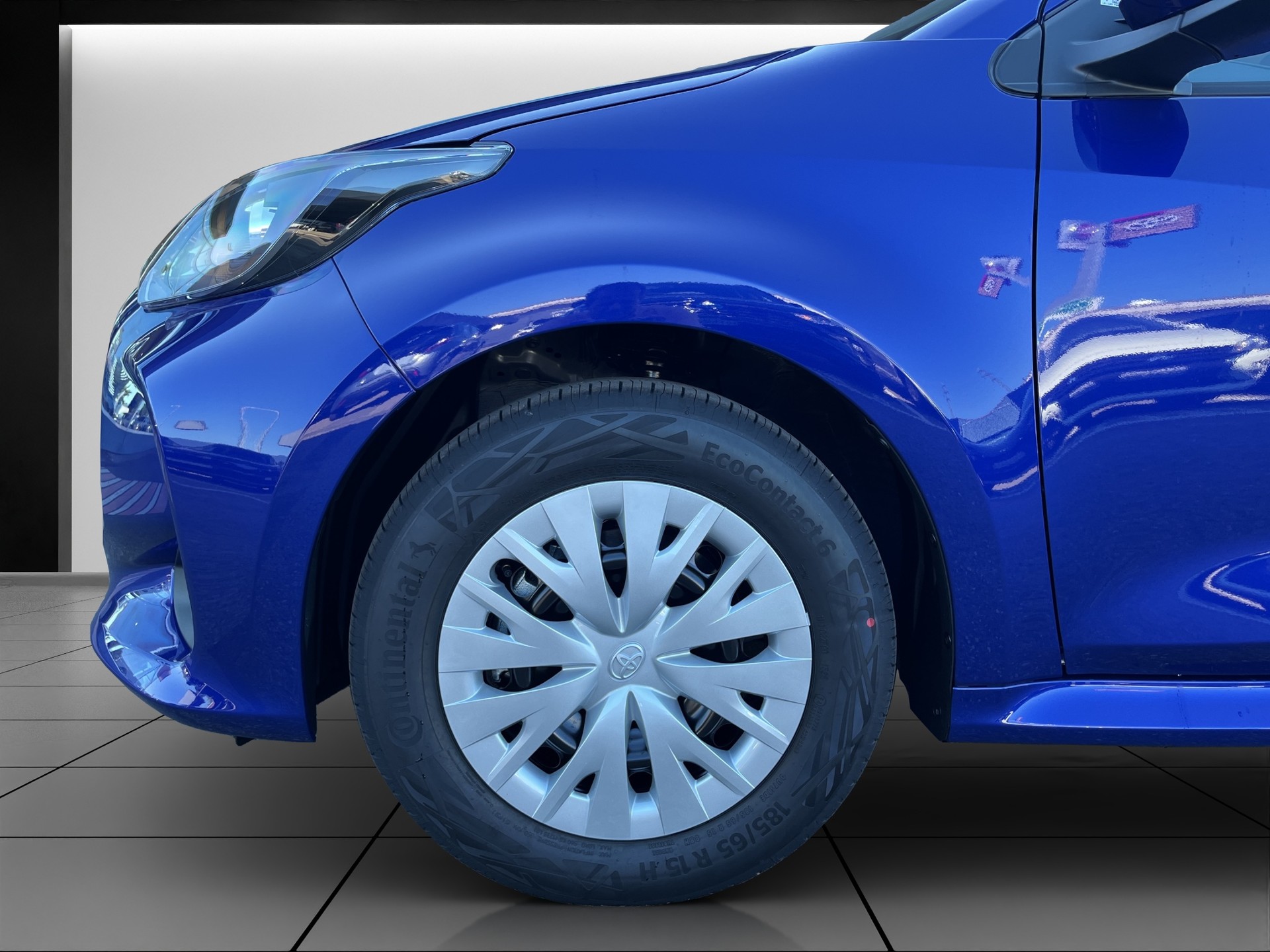 TOYOTA YARIS 1.5 VVT-i HSD Comfo-image-14