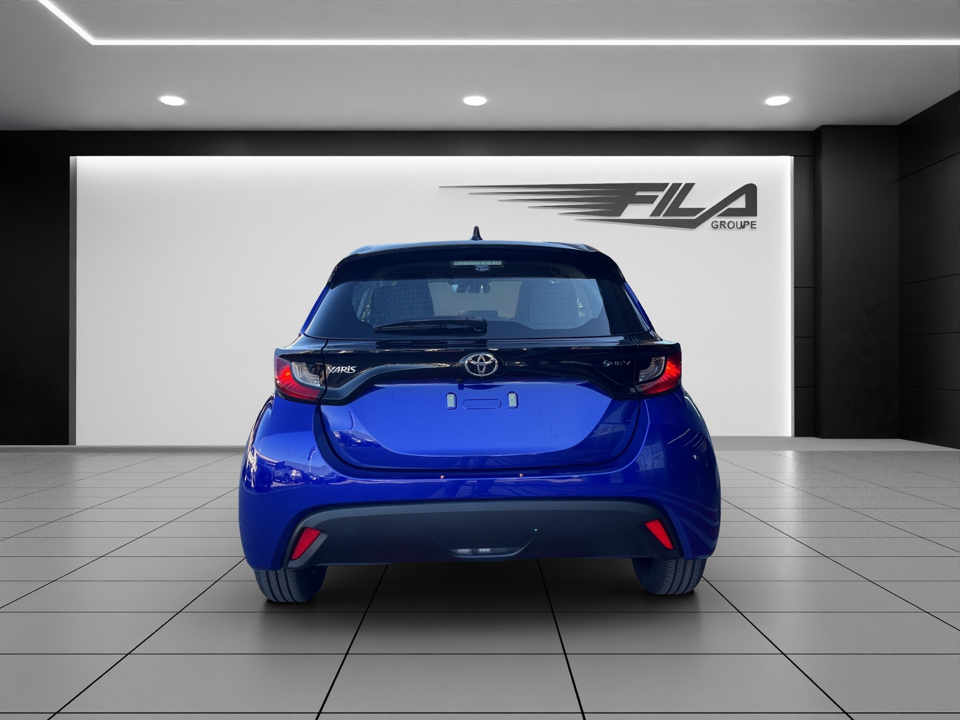 TOYOTA YARIS 1.5 VVT-i HSD Comfo-image-4