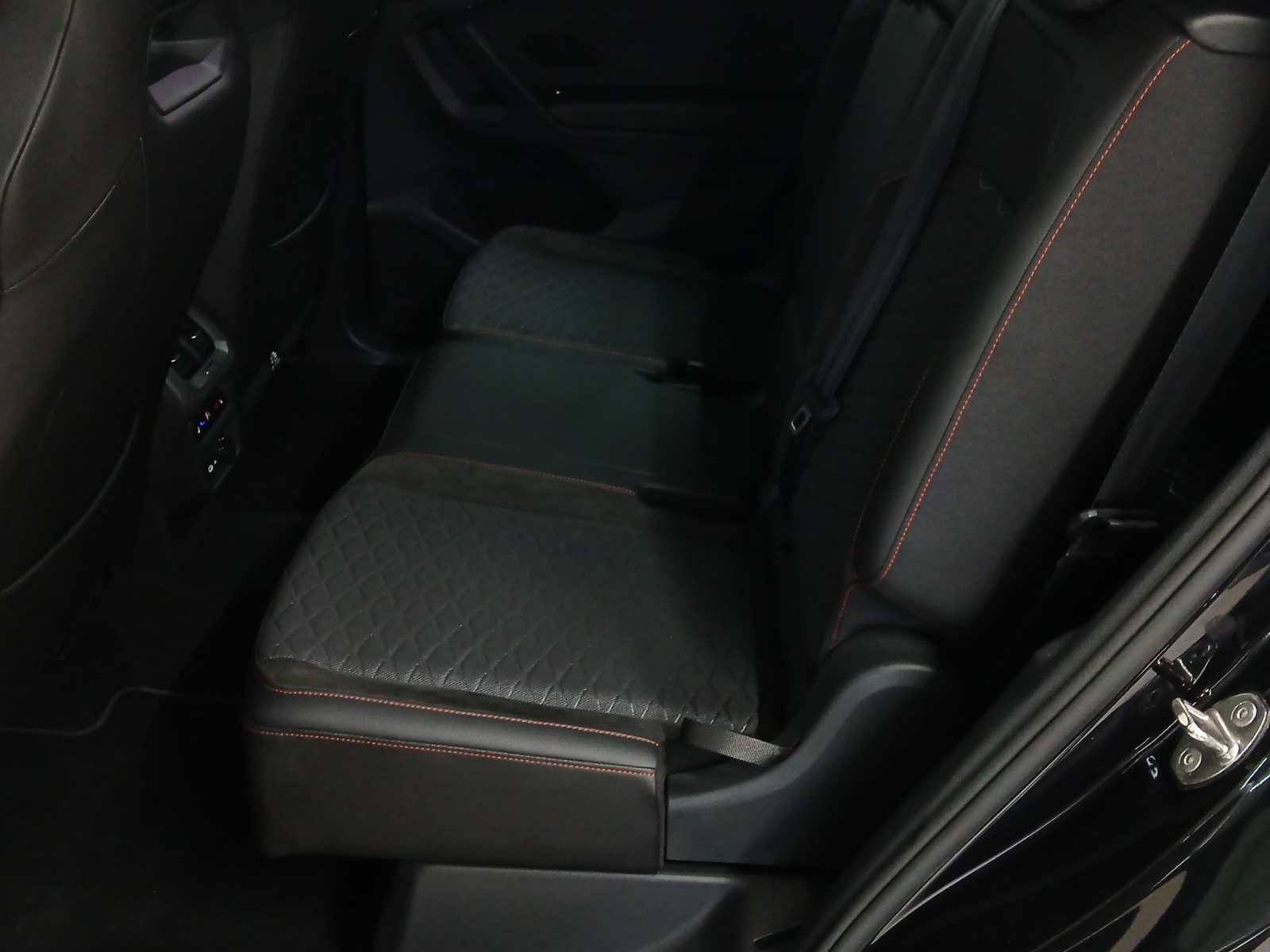 SEAT Tarraco 2.0TSI FR 4Drive DSG-image-11