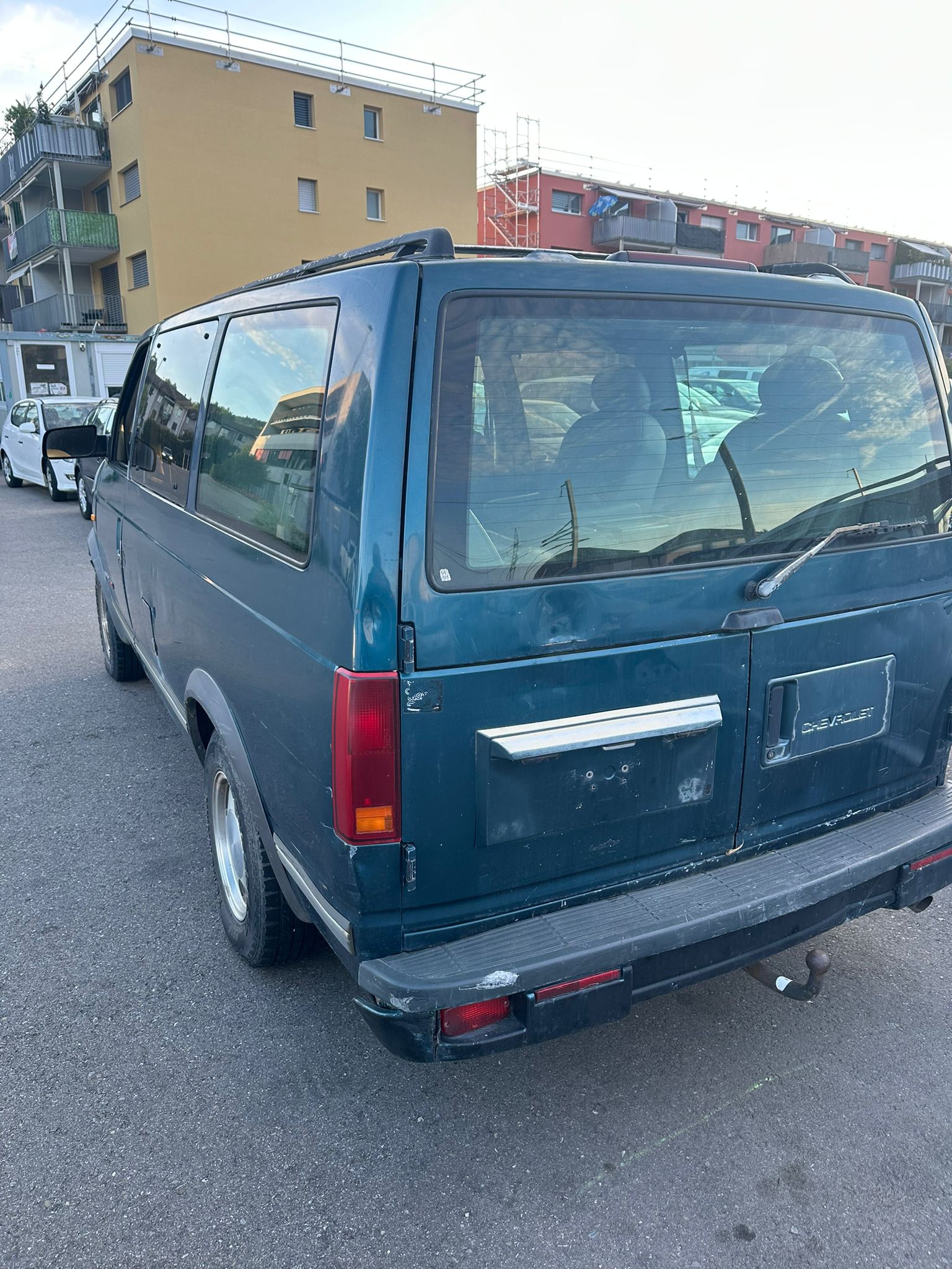 CHEVROLET Astro CL Extended 4x4-image-3
