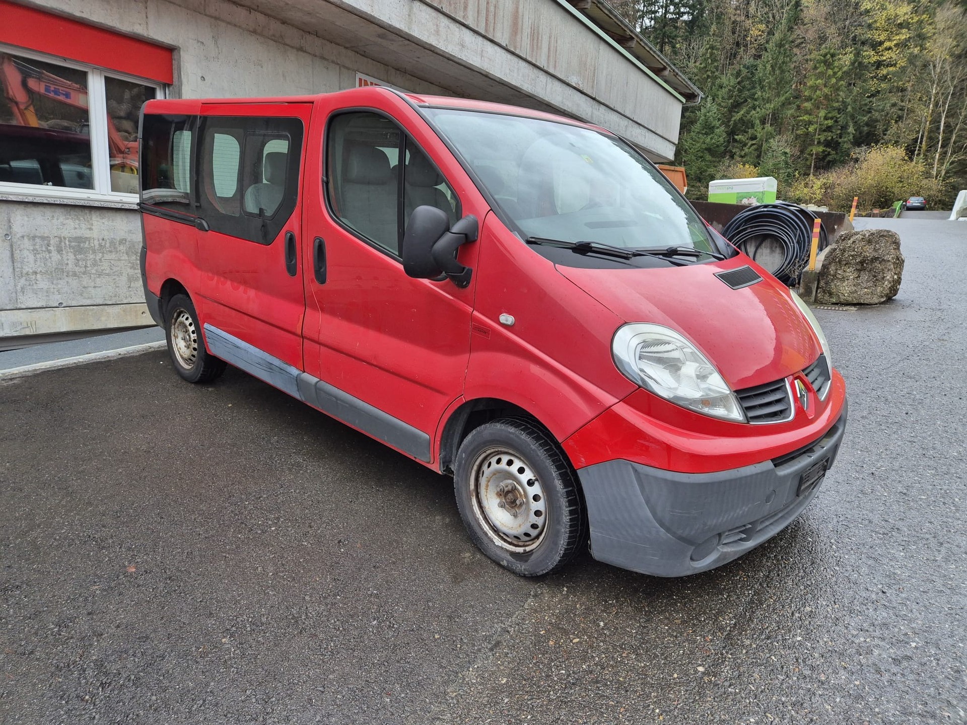 RENAULT Trafic 2.0 dCi 90 2.7t L1H1 Authentique-image-1