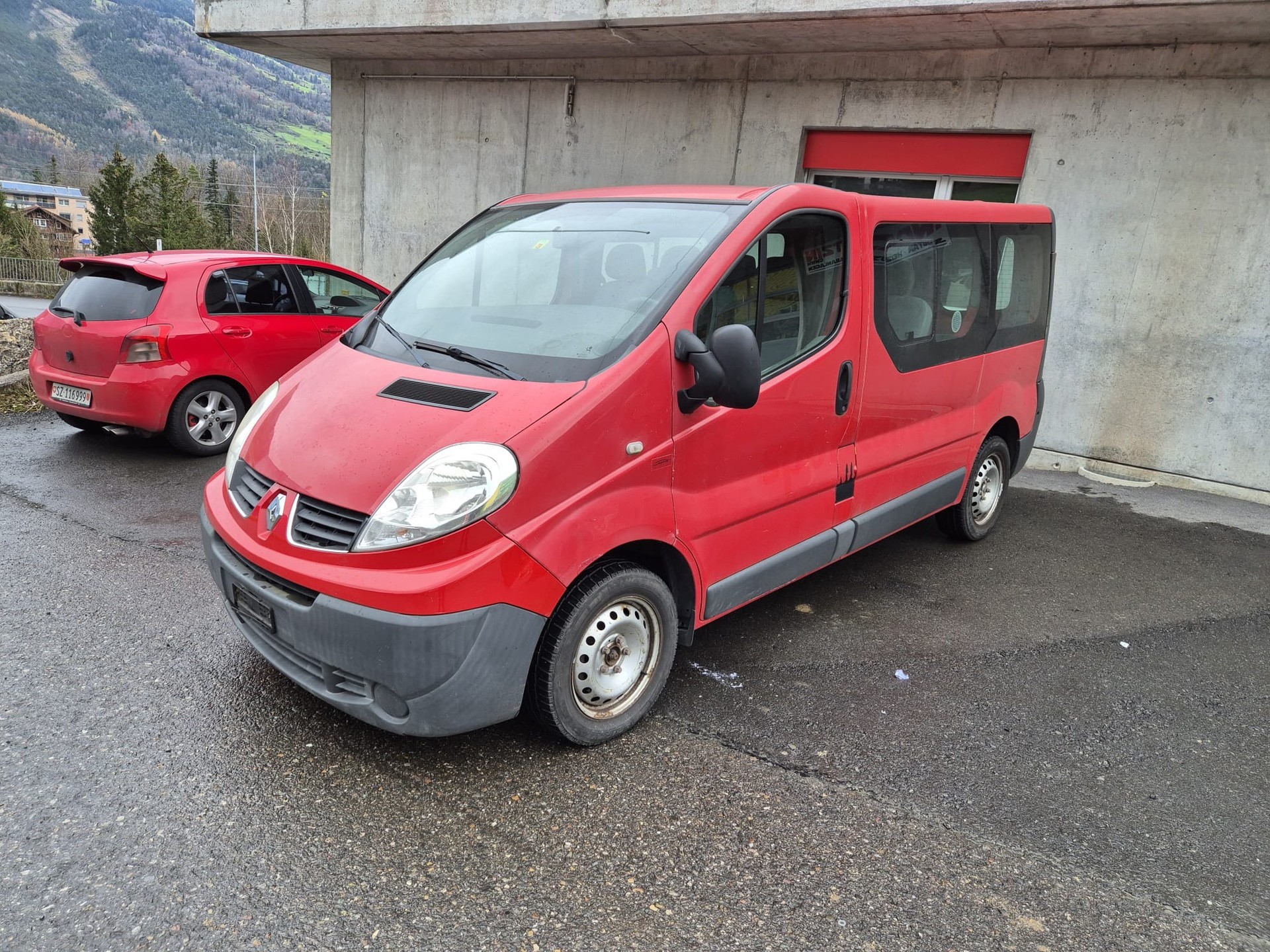 RENAULT Trafic 2.0 dCi 90 2.7t L1H1 Authentique-image-0
