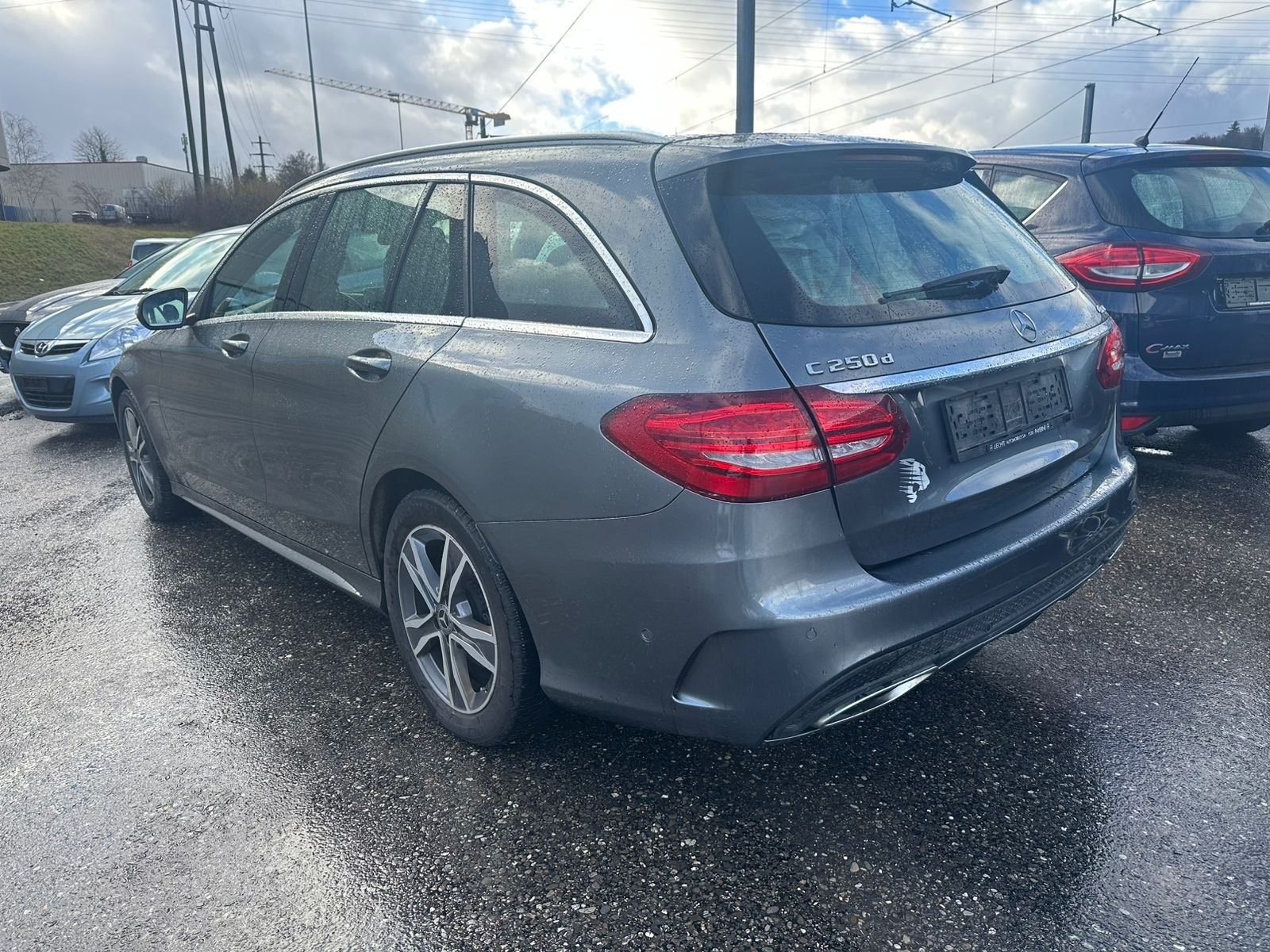 MERCEDES-BENZ C 250 d Swiss Star AMG Line 4Matic 9G-Tronic-image-4