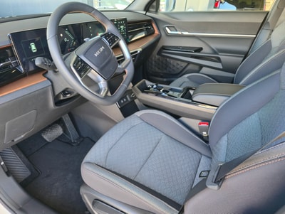 KGM Torres 1.5 Platinum4WD AT — photo 3