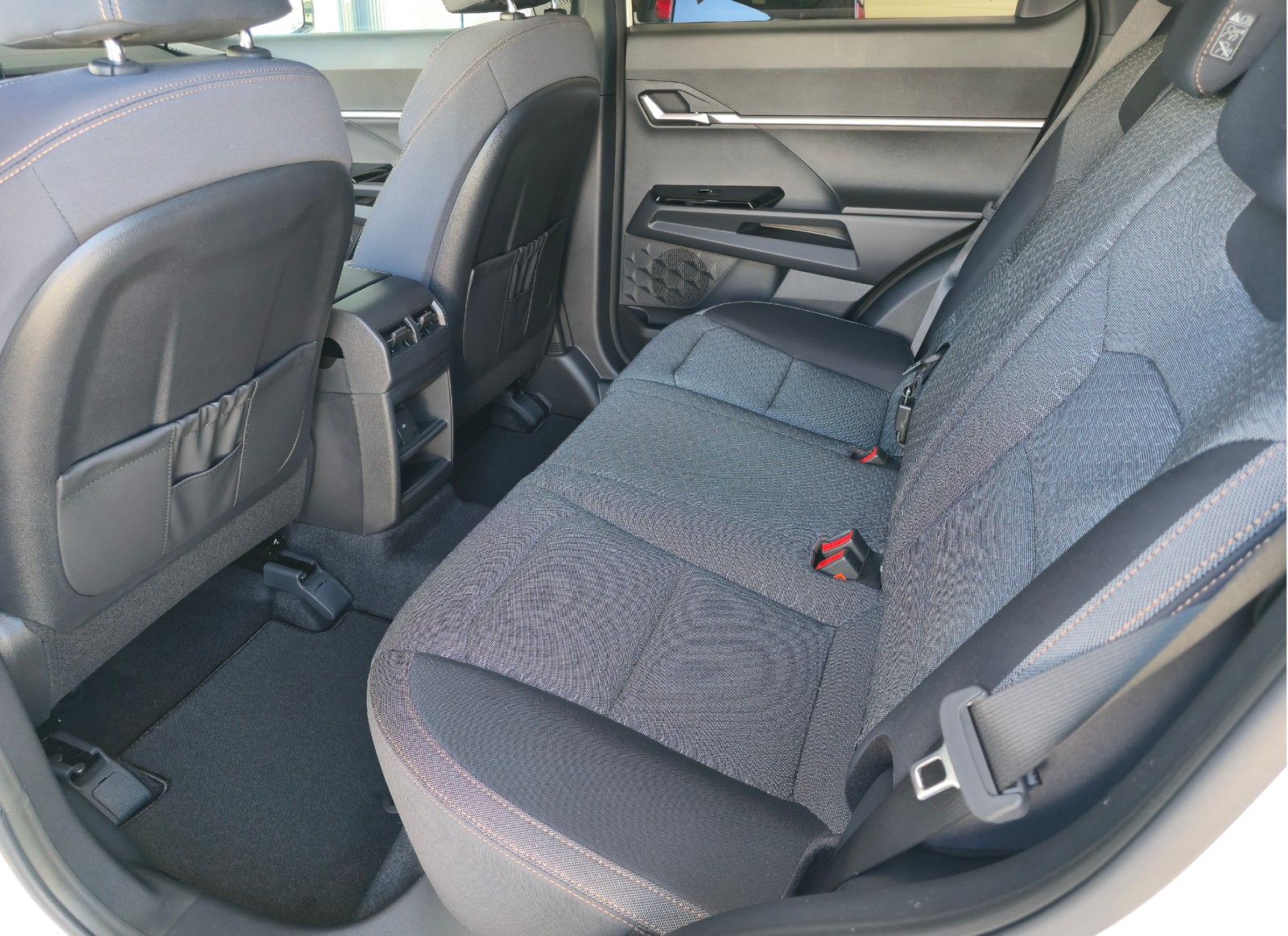 KGM Torres 1.5 Platinum4WD AT — photo 4