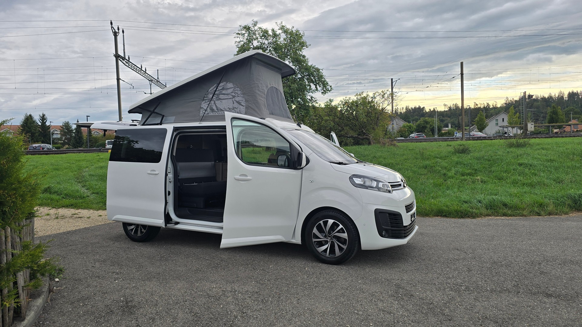 CITROEN Spacetourer Campster POESSL 2.0M-image-0