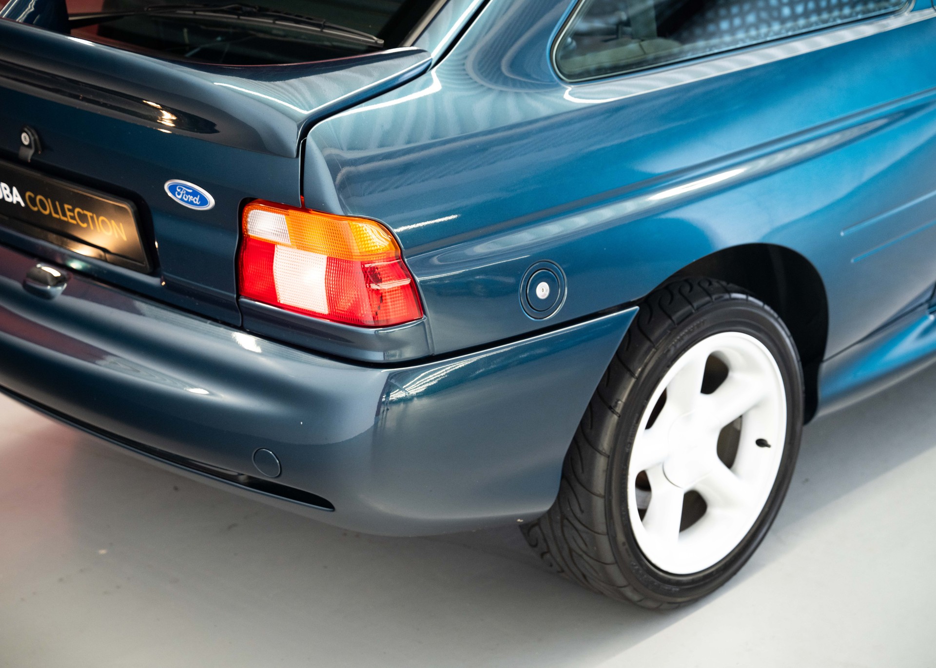 FORD Escort 2.0i RS Cosworth (2nd hand Swiss car, fantastic condition, 1 of 1'143 Turbo T35, 100% original, certified mileage)-image-14