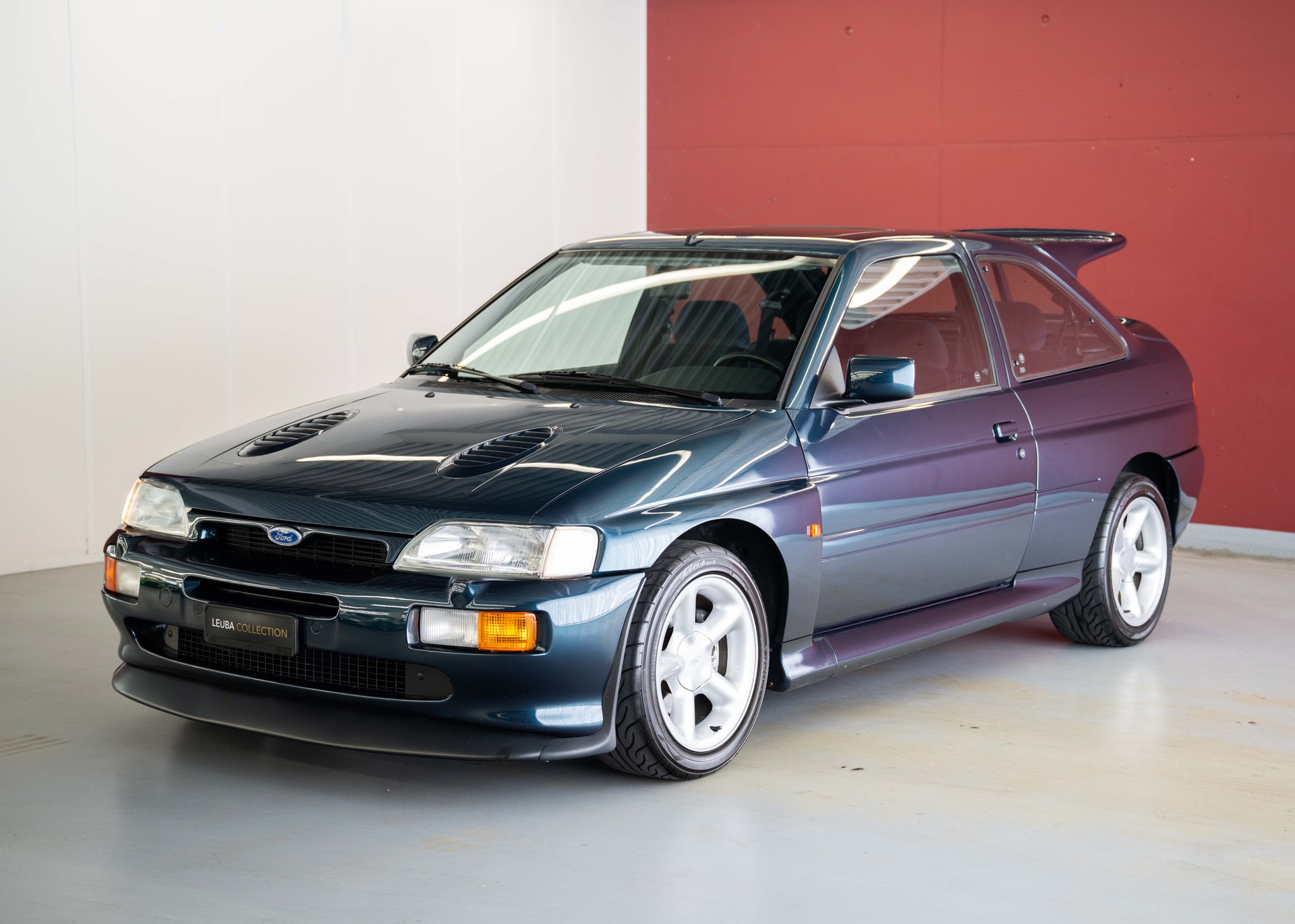 FORD Escort 2.0i RS Cosworth (2nd hand Swiss car, fantastic condition, 1 of 1'143 Turbo T35, 100% original, certified mileage)-image-4
