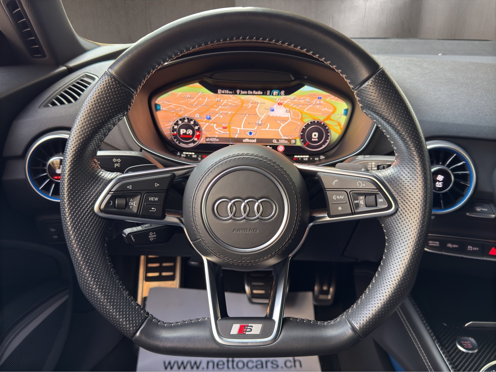 AUDI TT Coupé 45 TFSI quattro S-tronic-image-9